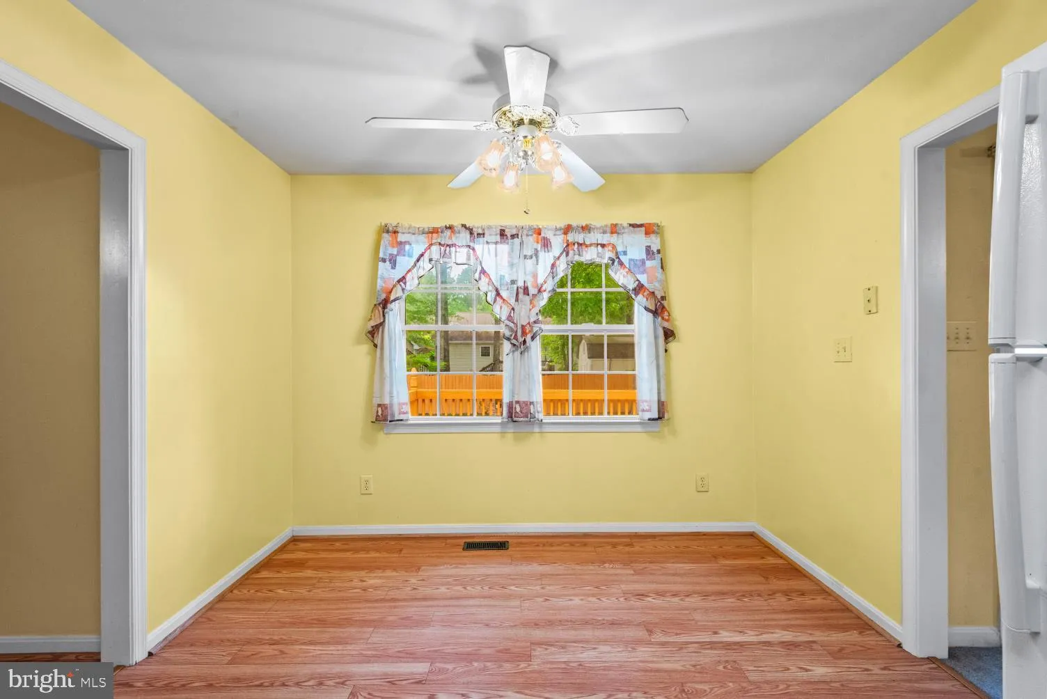 Colonial Beach, Virginia 22443, United States, 4 Bedrooms Bedrooms, ,3 BathroomsBathrooms,Residential,Active,122440