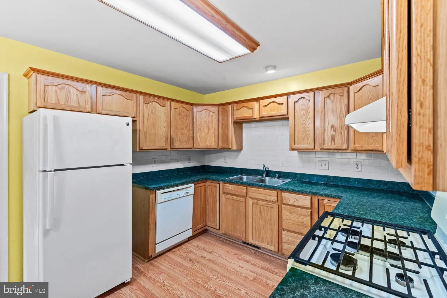 Colonial Beach, Virginia 22443, United States, 4 Bedrooms Bedrooms, ,3 BathroomsBathrooms,Residential,Active,122440