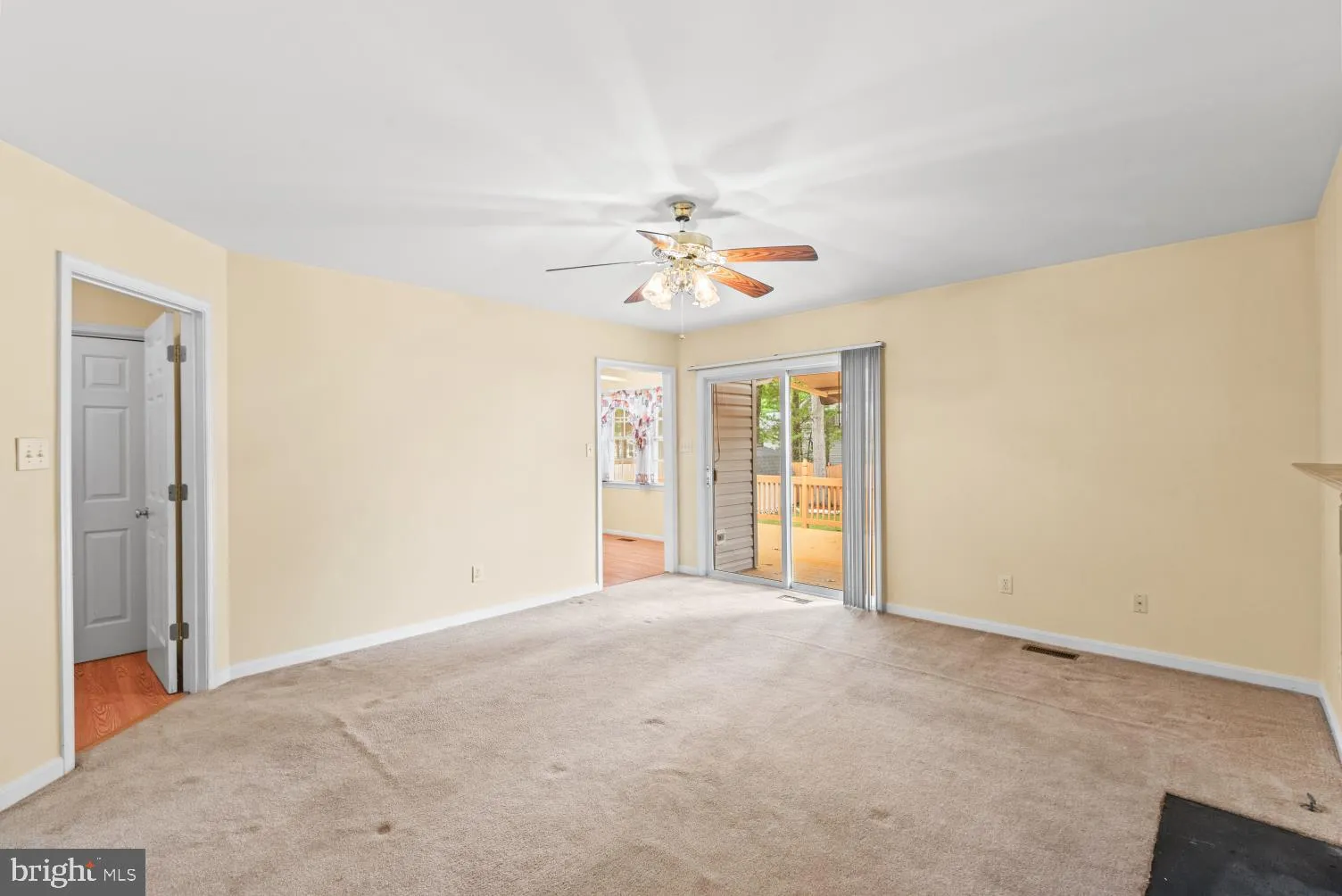 Colonial Beach, Virginia 22443, United States, 4 Bedrooms Bedrooms, ,3 BathroomsBathrooms,Residential,Active,122440