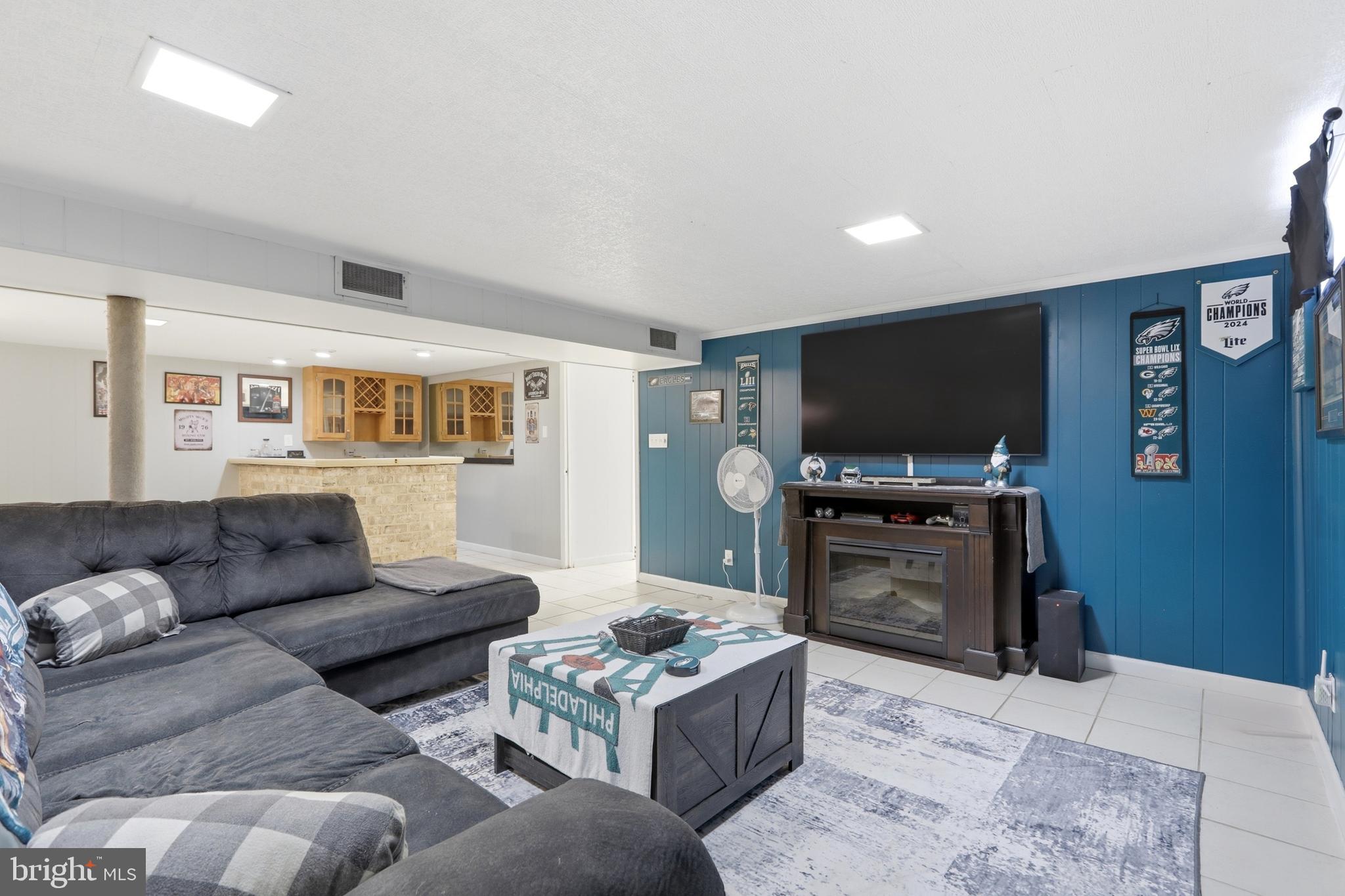 WESTWOOD HEIGHTS - Residential