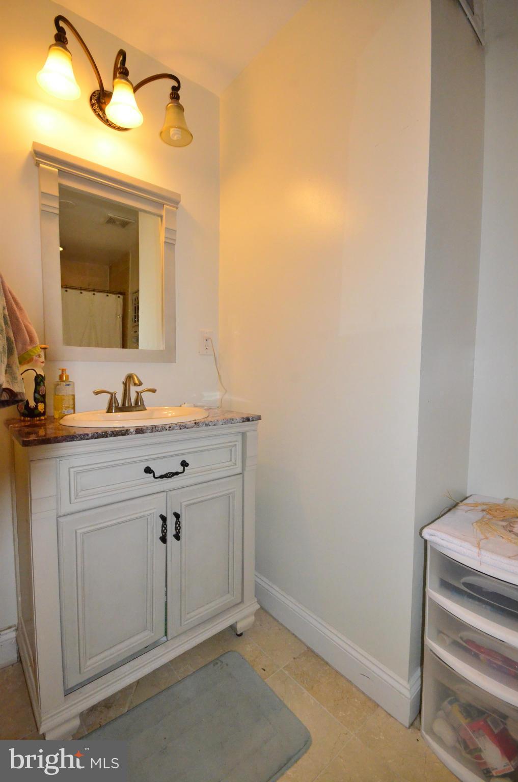 FEDERAL HILL HISTORIC DISTRICT - Residential Lease