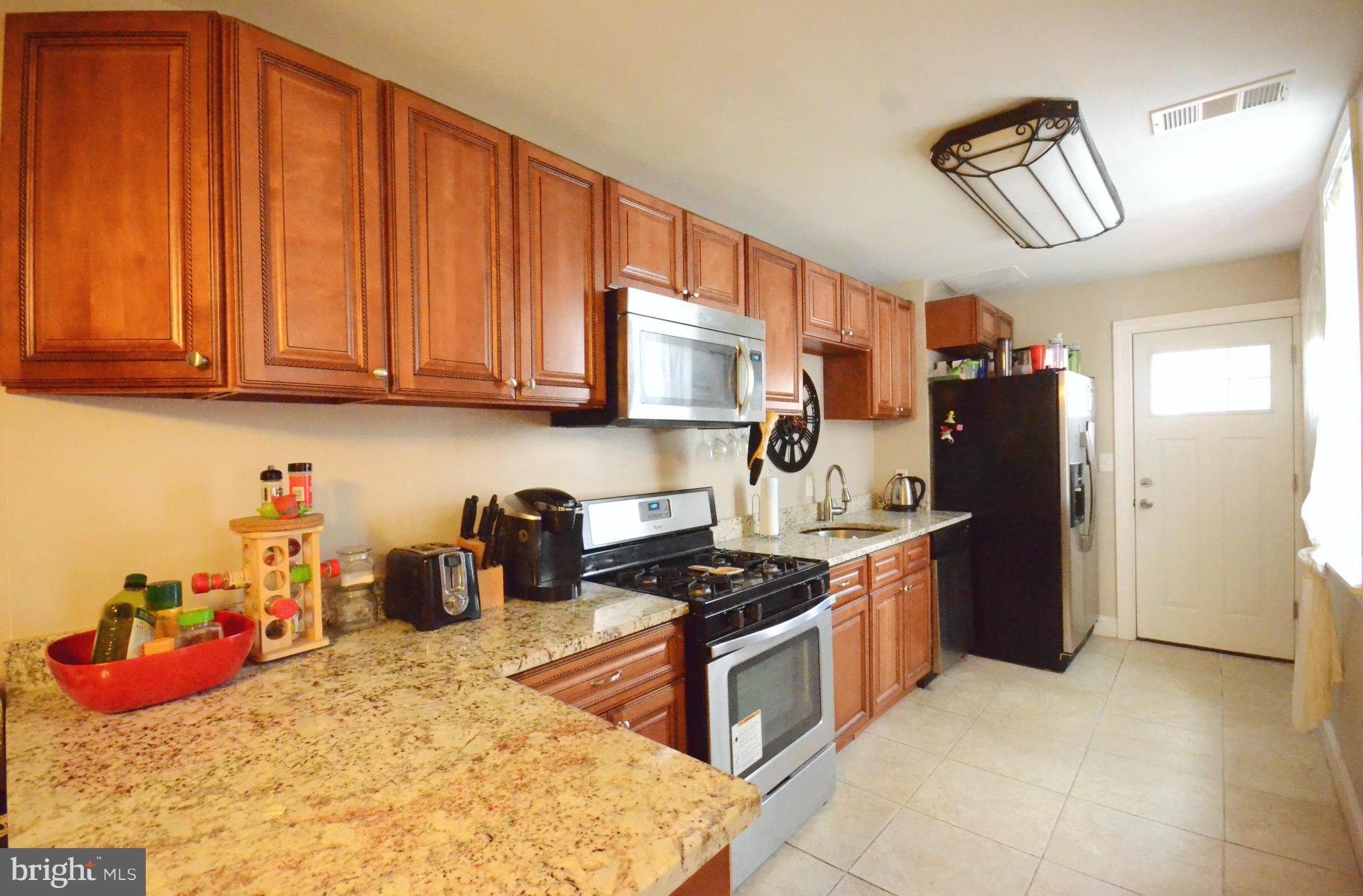 FEDERAL HILL HISTORIC DISTRICT - Residential Lease