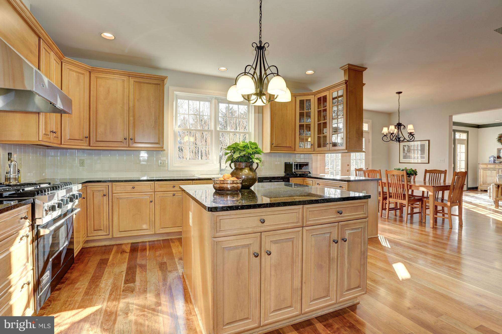 RIVER FALLS - Residential