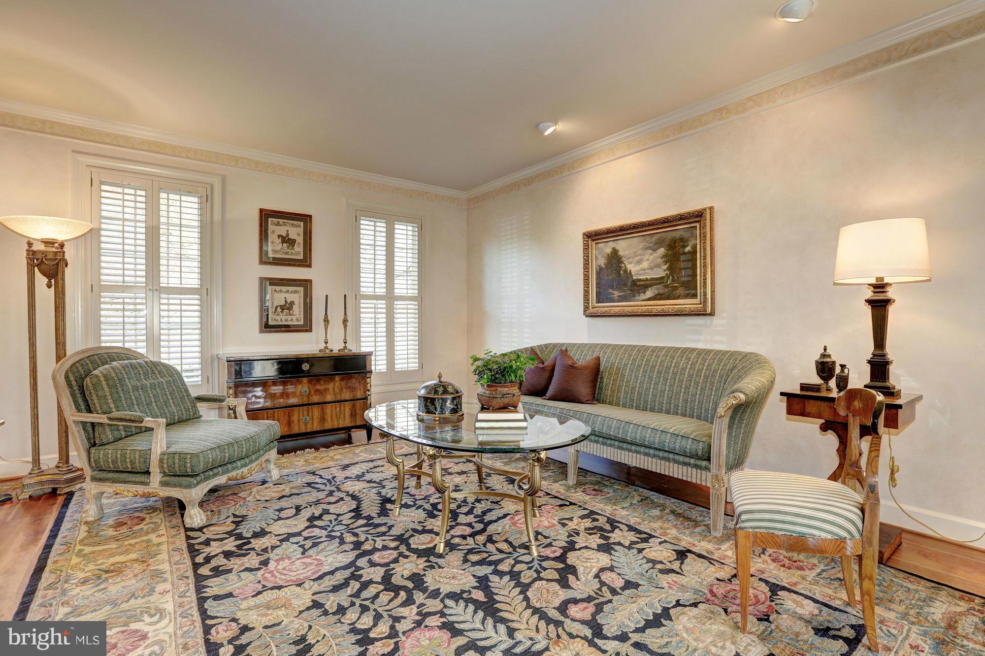 RIVER FALLS - Residential