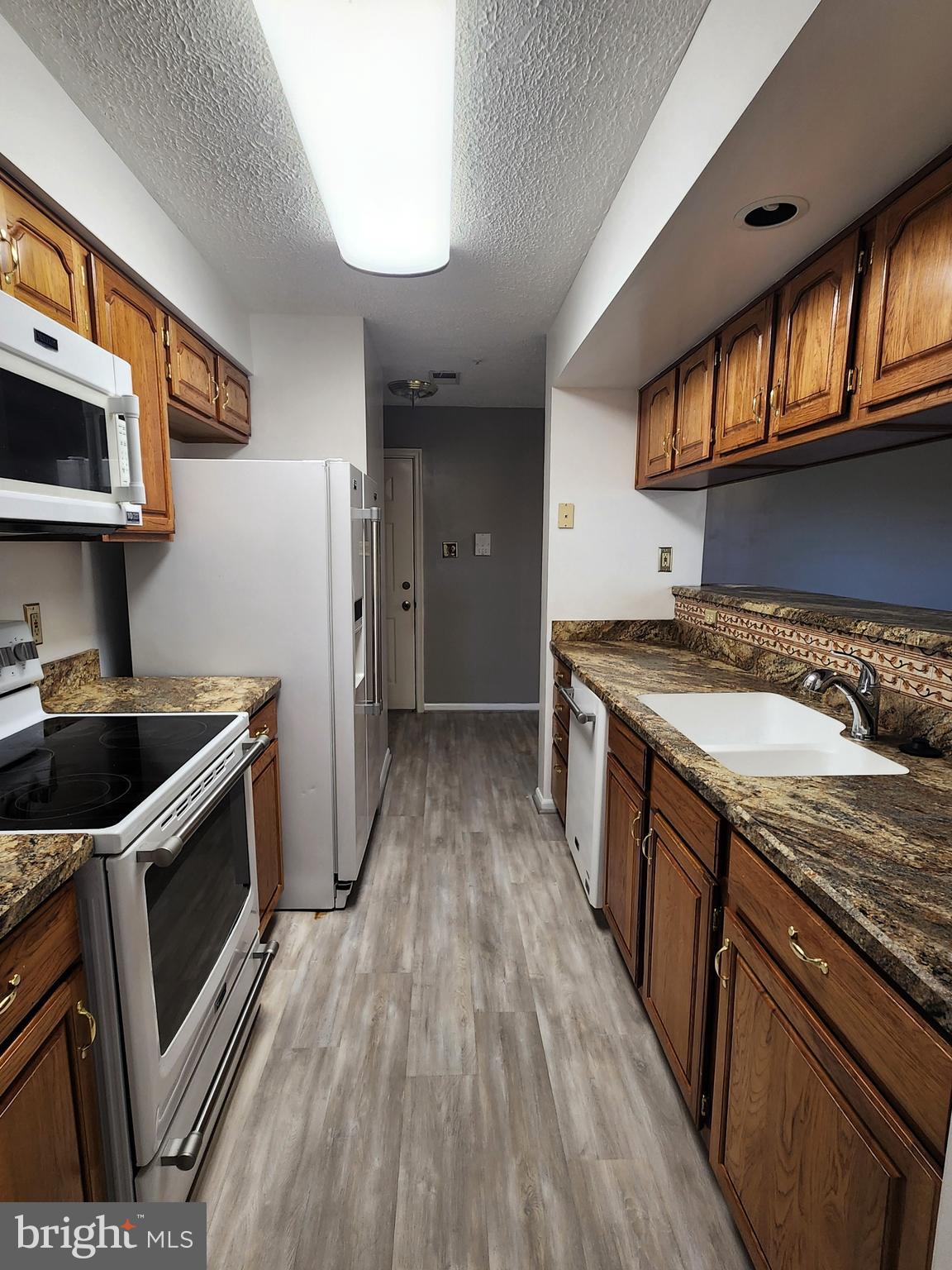 SOUTHFIELD AT WHITEMARSH - Residential Lease