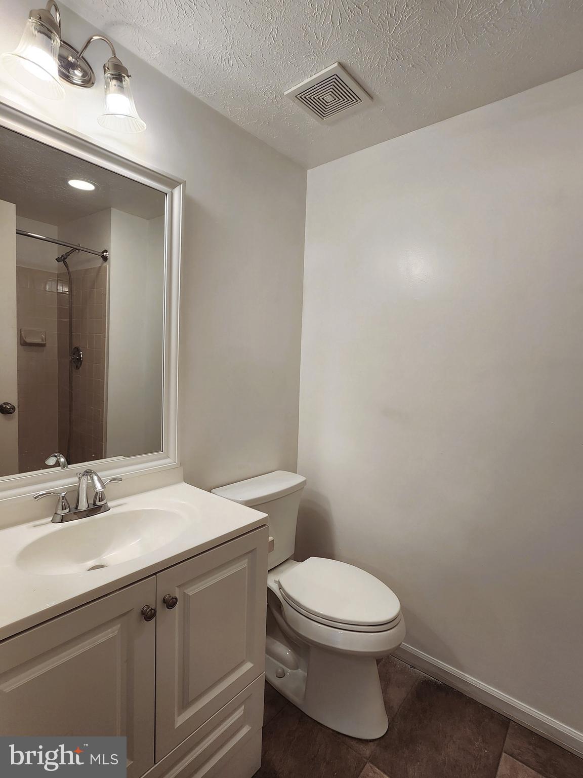 SOUTHFIELD AT WHITEMARSH - Residential Lease