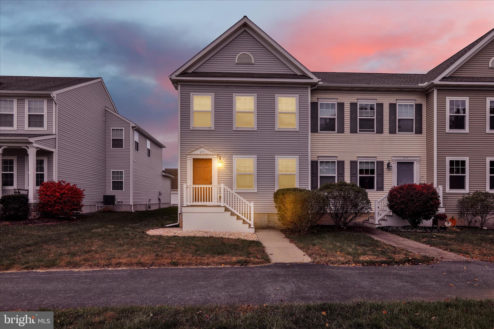 219 HEATHERSAGE DRIVE