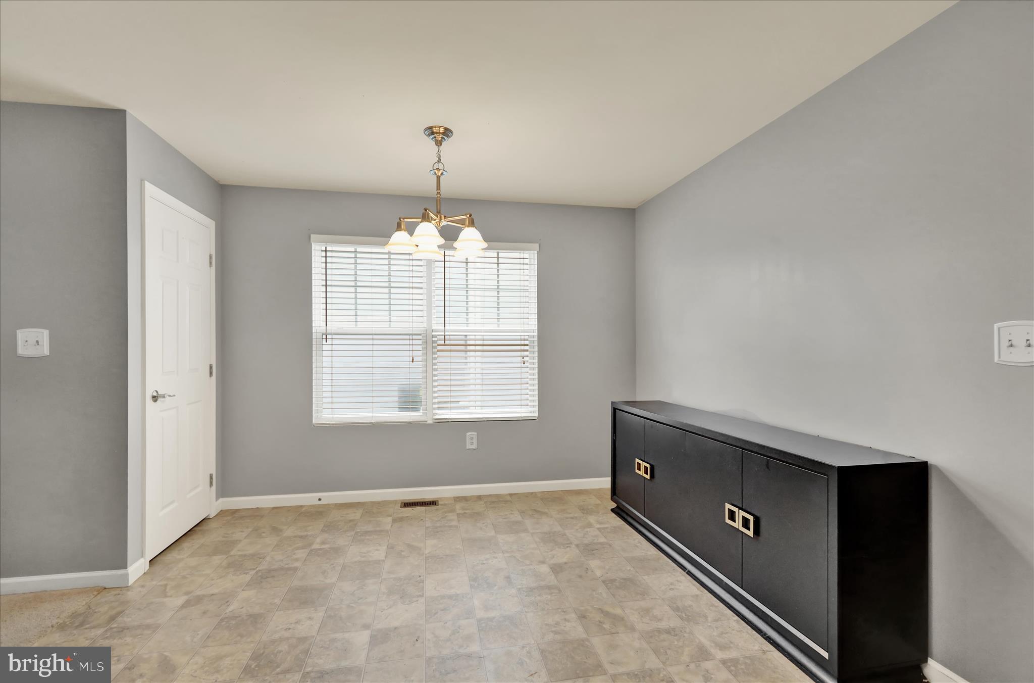 CASTLETON - Residential