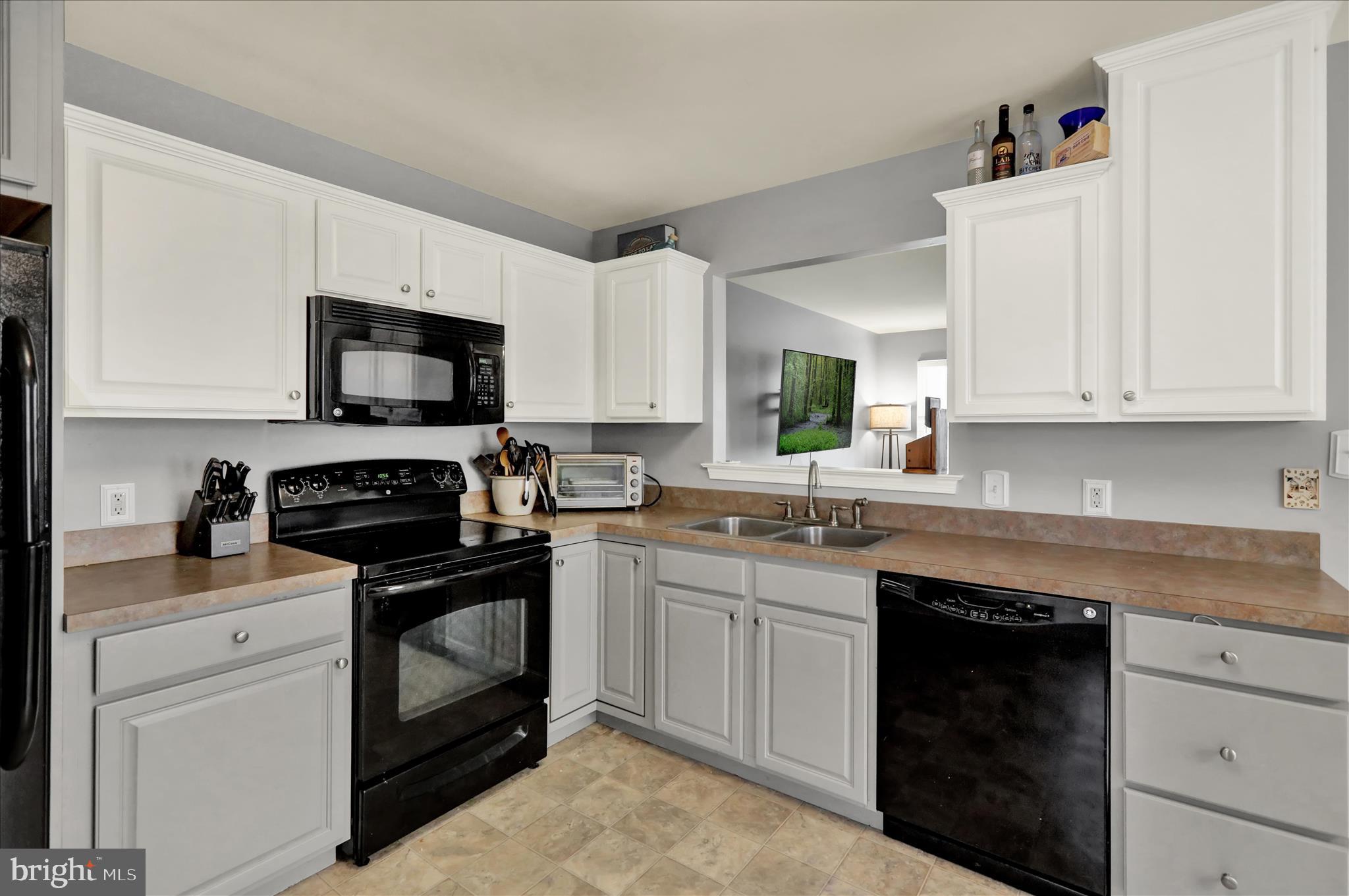 CASTLETON - Residential