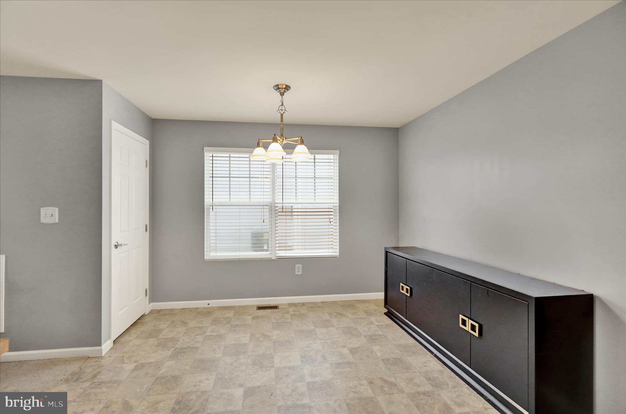 CASTLETON - Residential