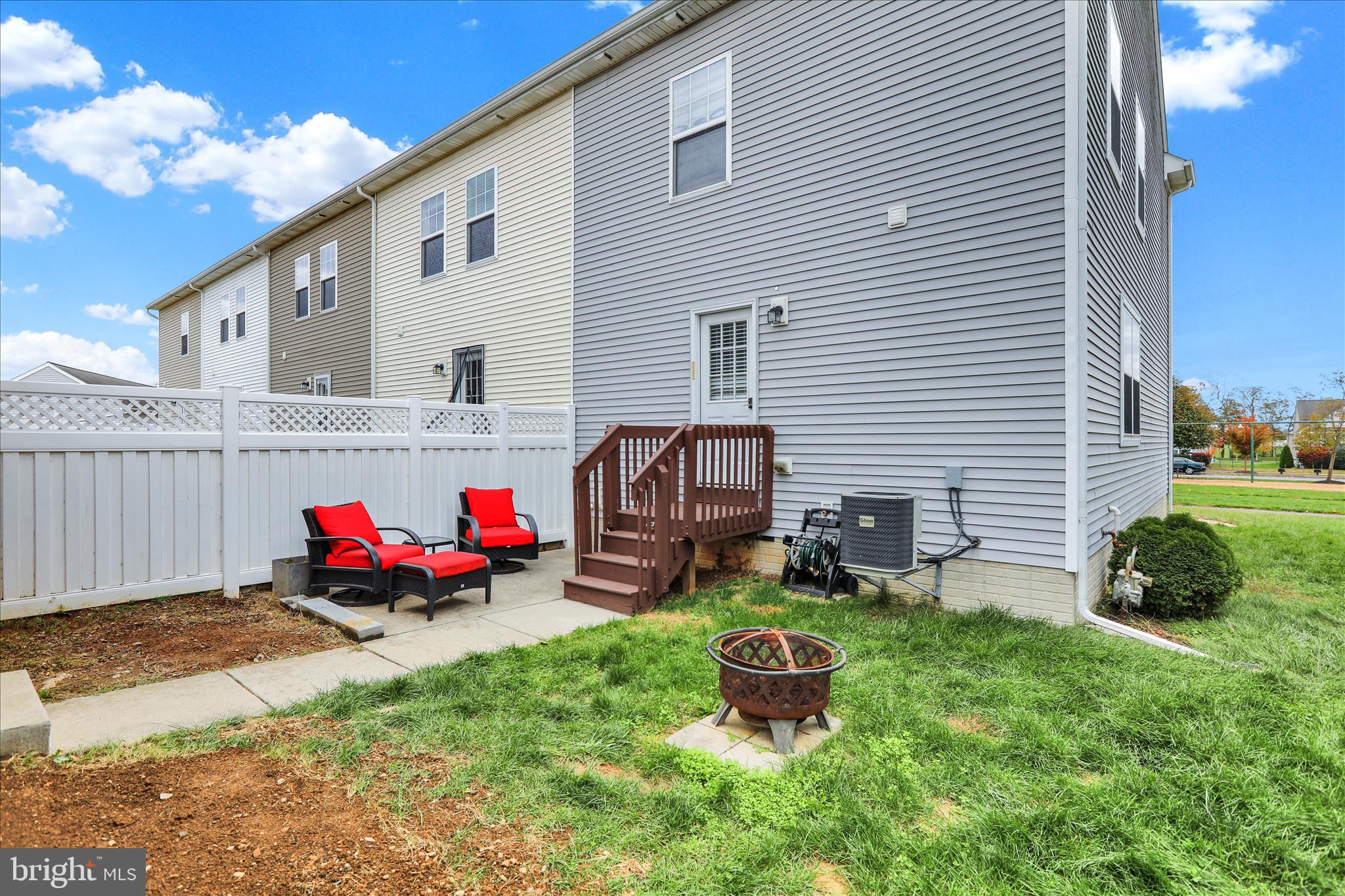 CASTLETON - Residential