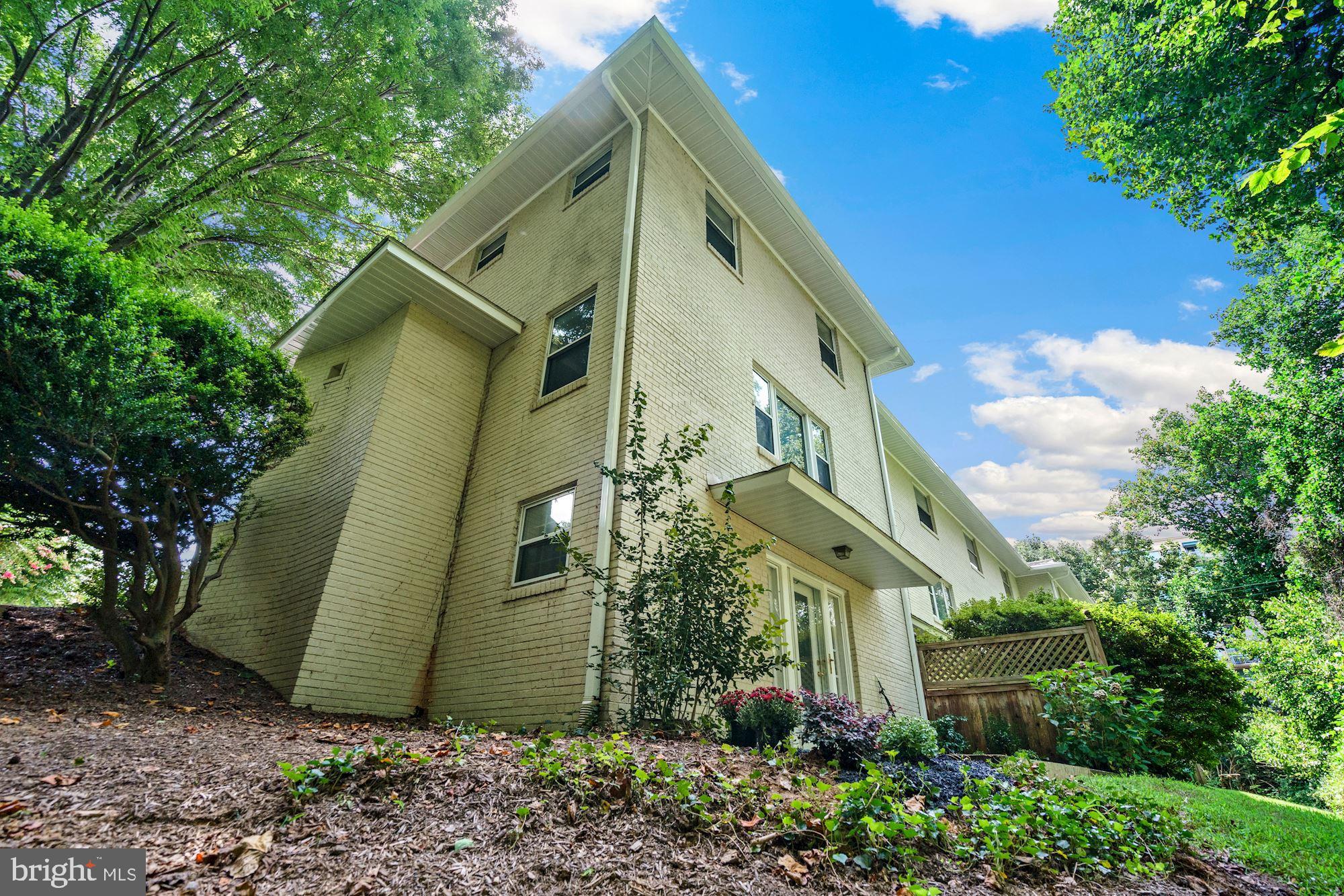 BETHESDA OVERLOOK - Residential Lease