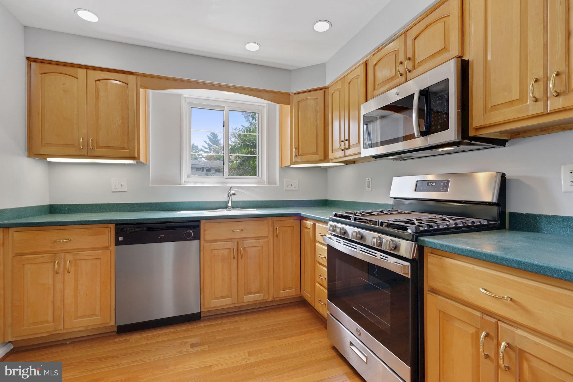 BETHESDA OVERLOOK - Residential Lease