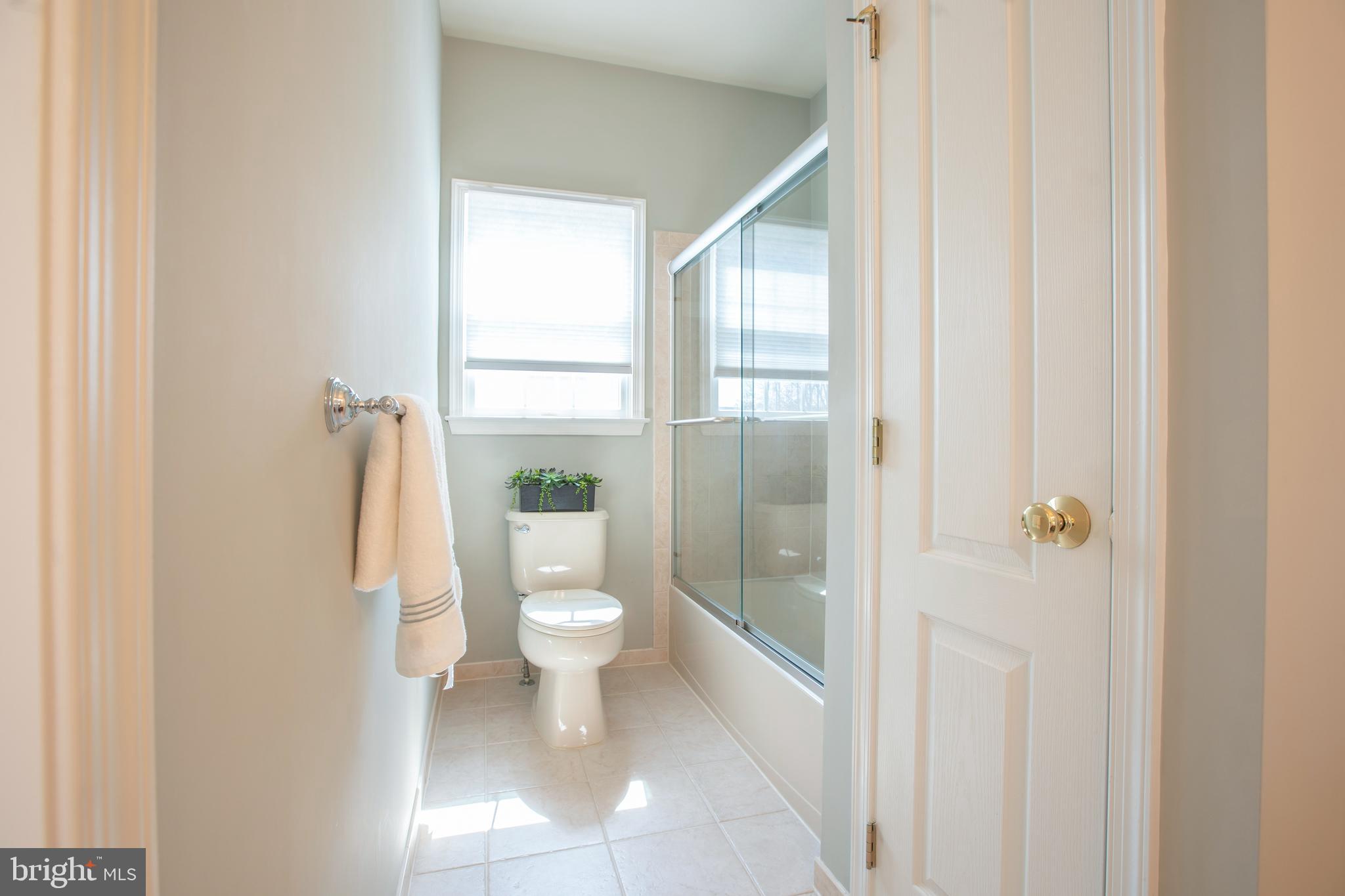 LOUDOUN VALLEY ESTATES - Residential