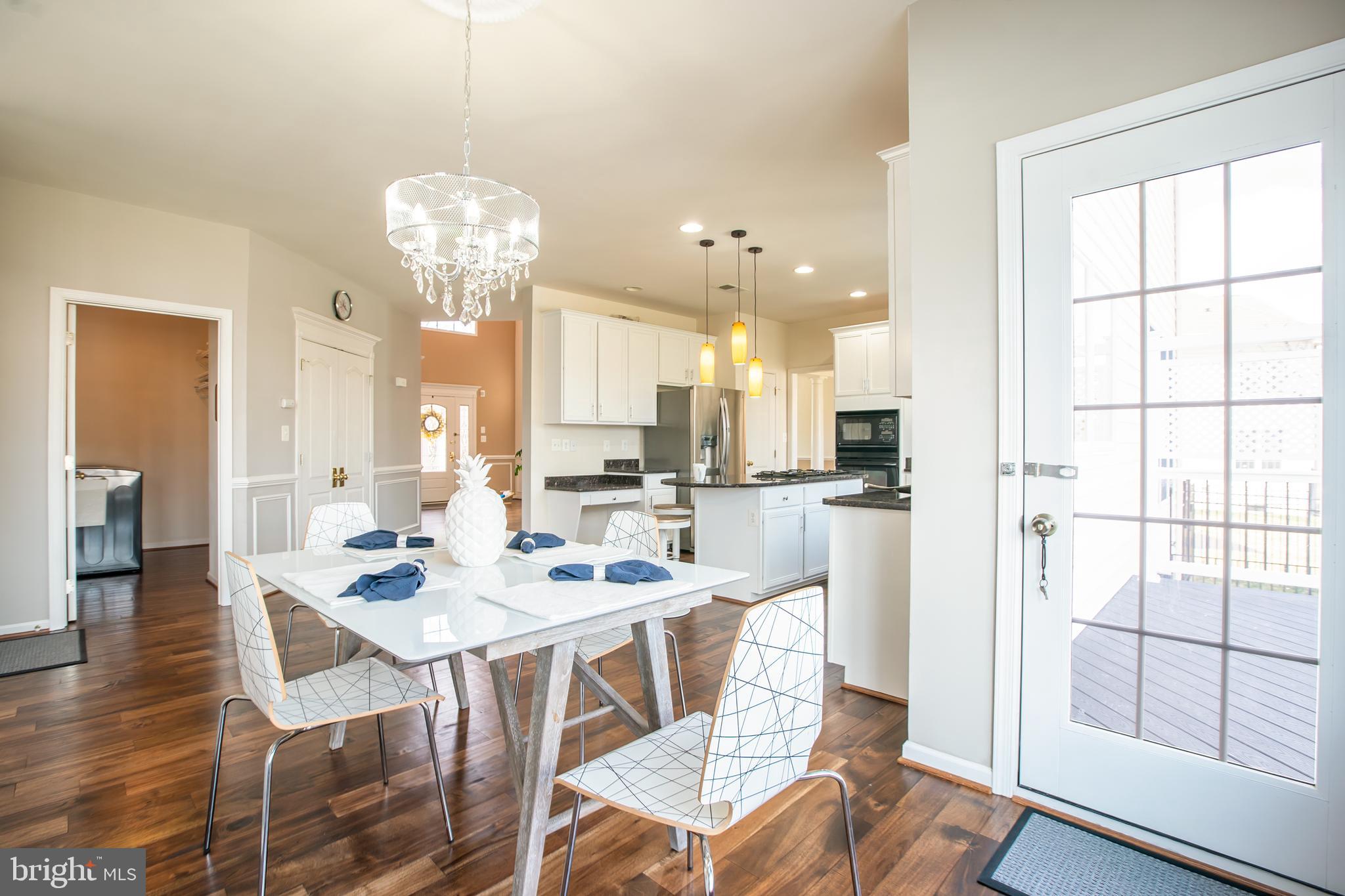 LOUDOUN VALLEY ESTATES - Residential