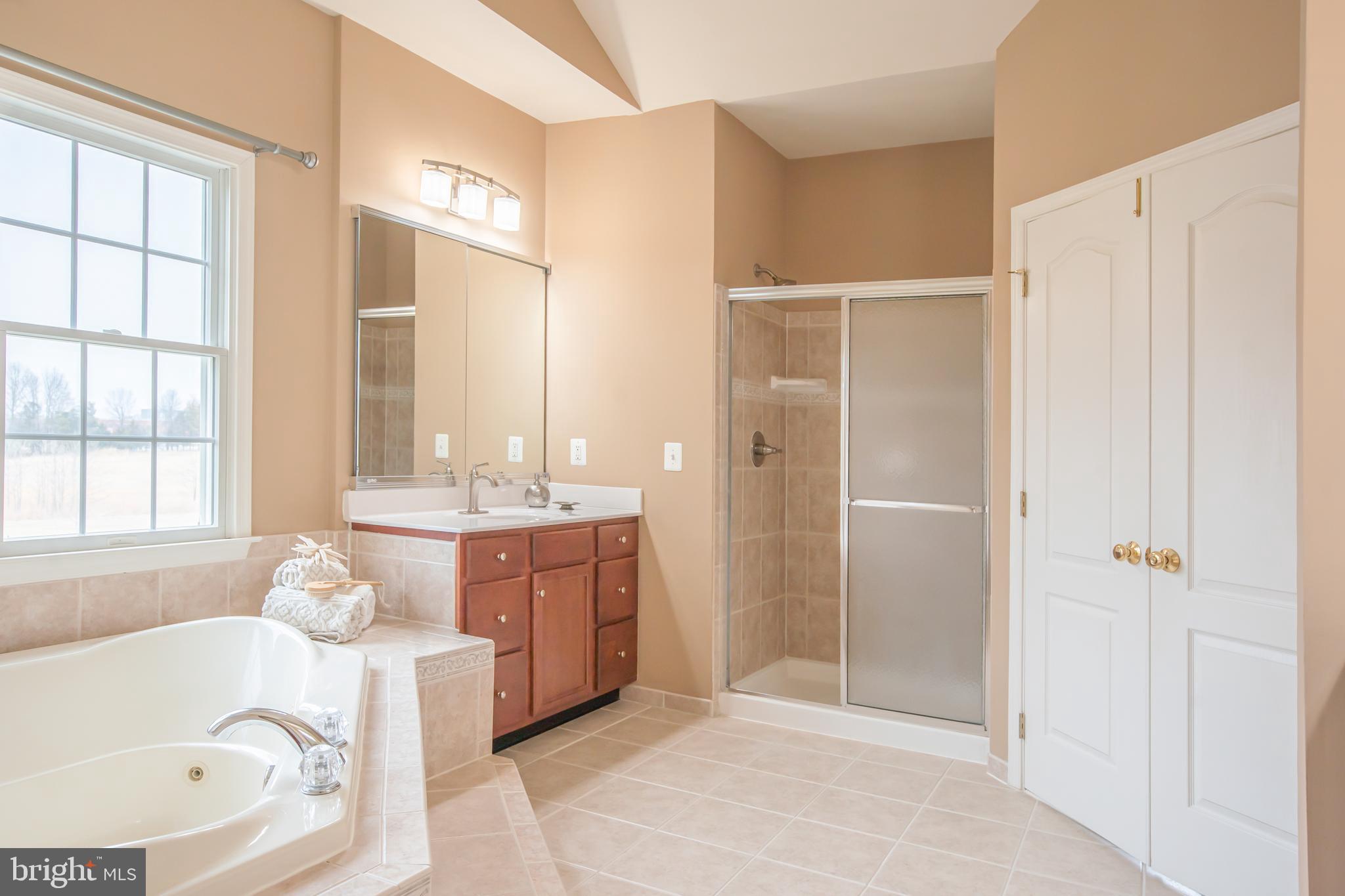 LOUDOUN VALLEY ESTATES - Residential