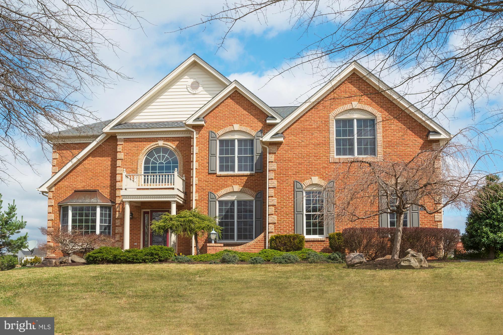 LOUDOUN VALLEY ESTATES - Residential