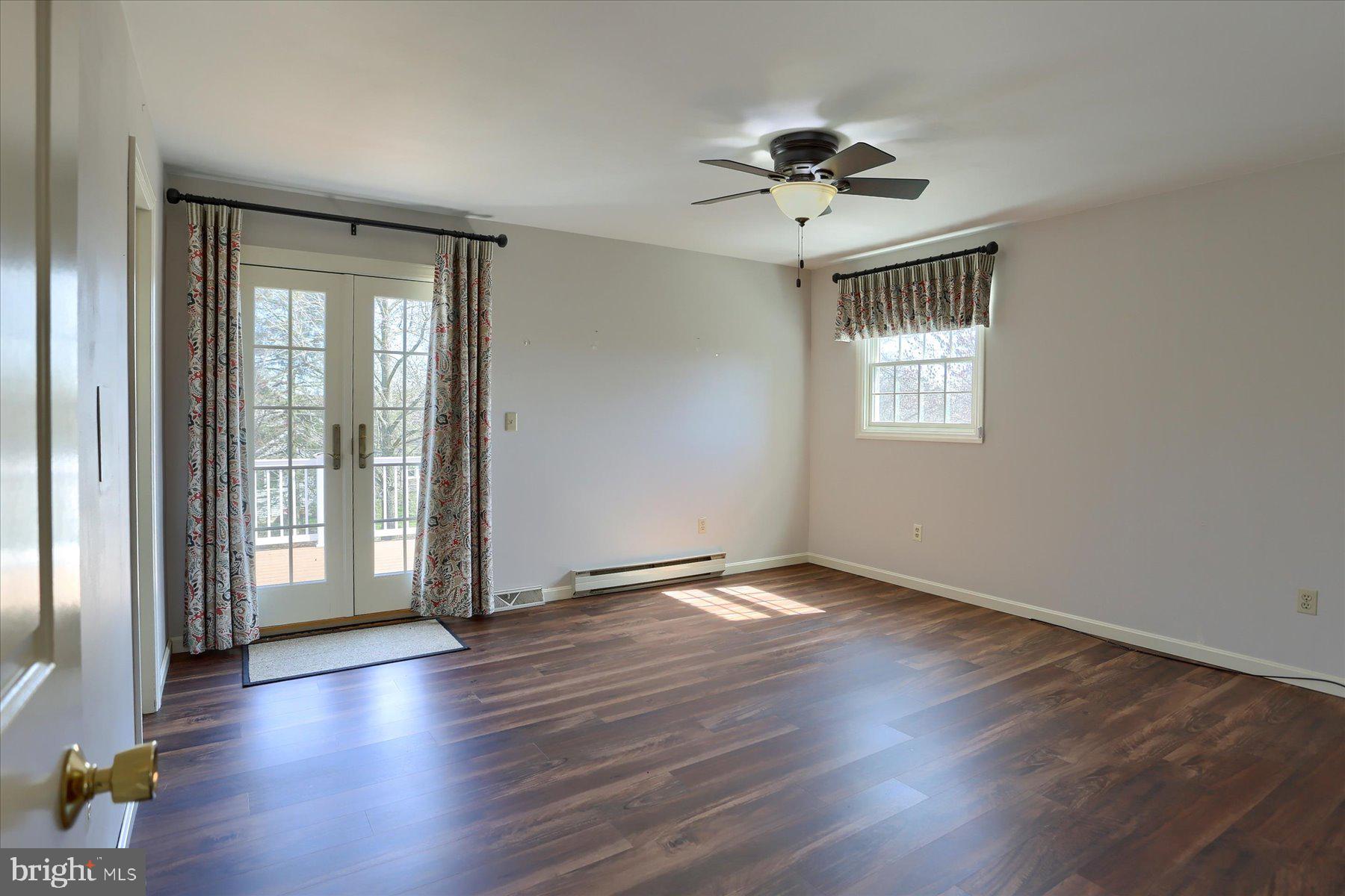 CHAPEL HILL - Residential