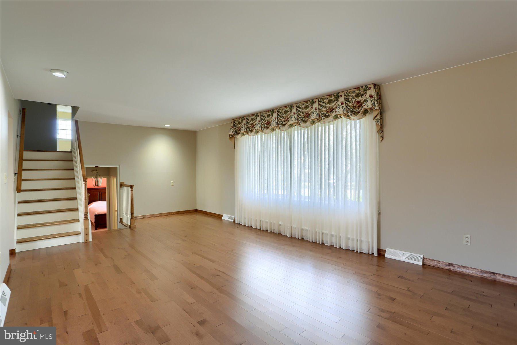 CHAPEL HILL - Residential