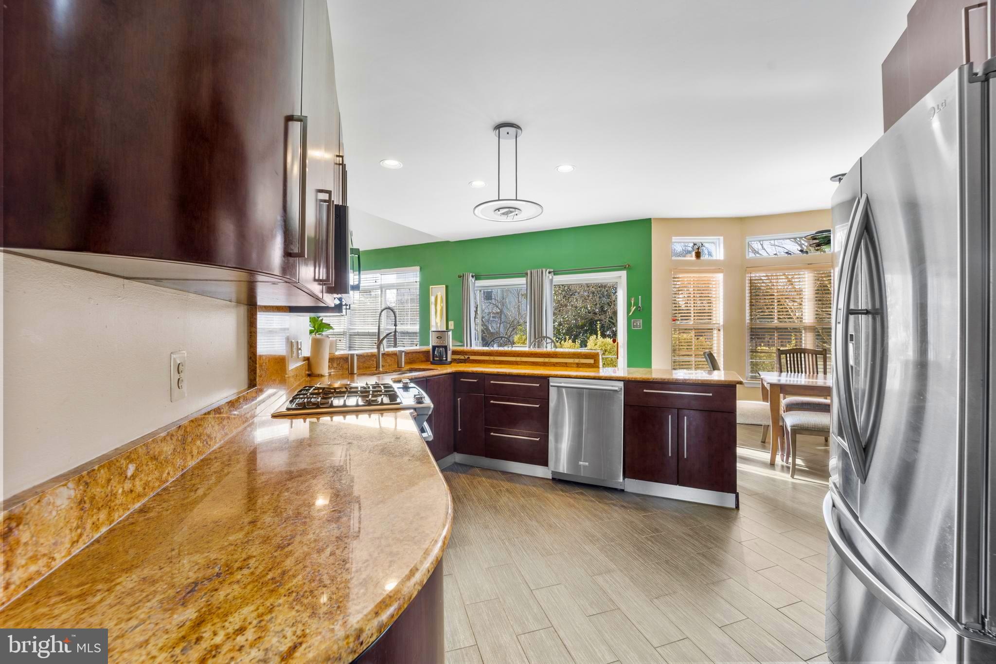 WOODFIELD ESTATES - Residential