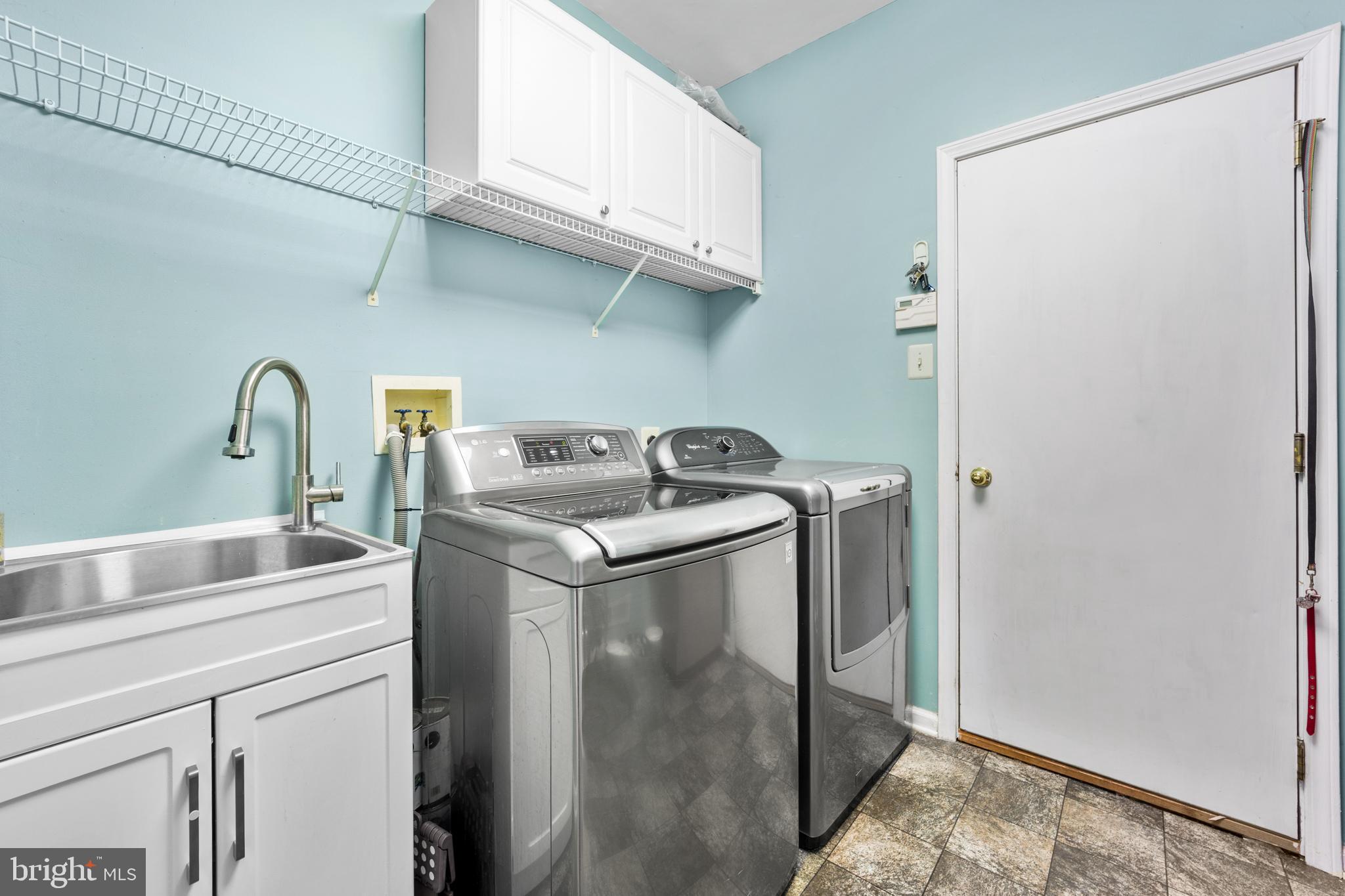 WOODFIELD ESTATES - Residential