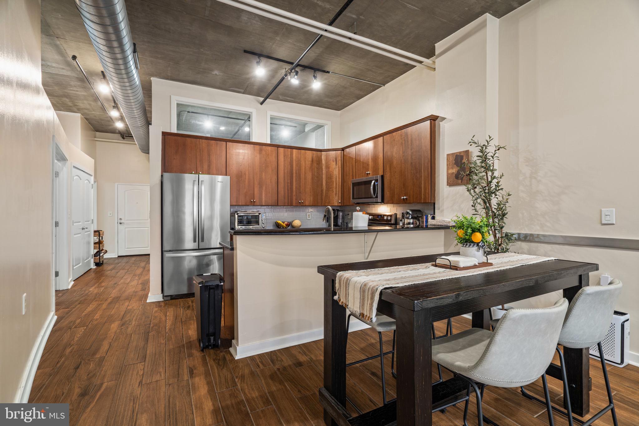 112 N 2ND STREET 5B2