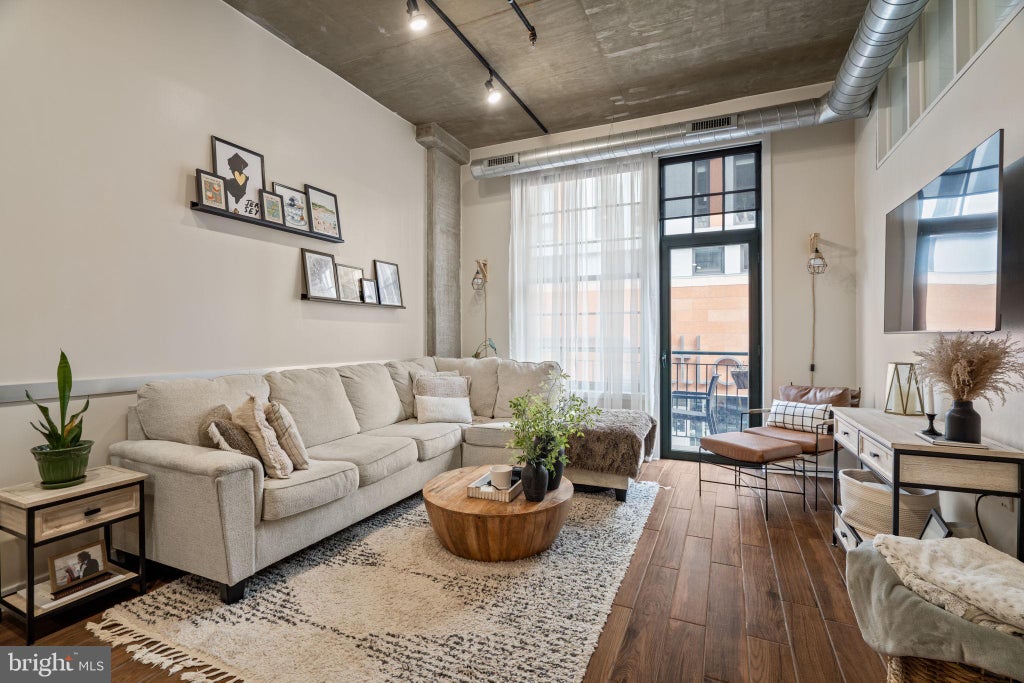 Photo of 112 N 2nd Street #5B2, PHILADELPHIA, PA 19106 (MLS # PAPH2672798)
