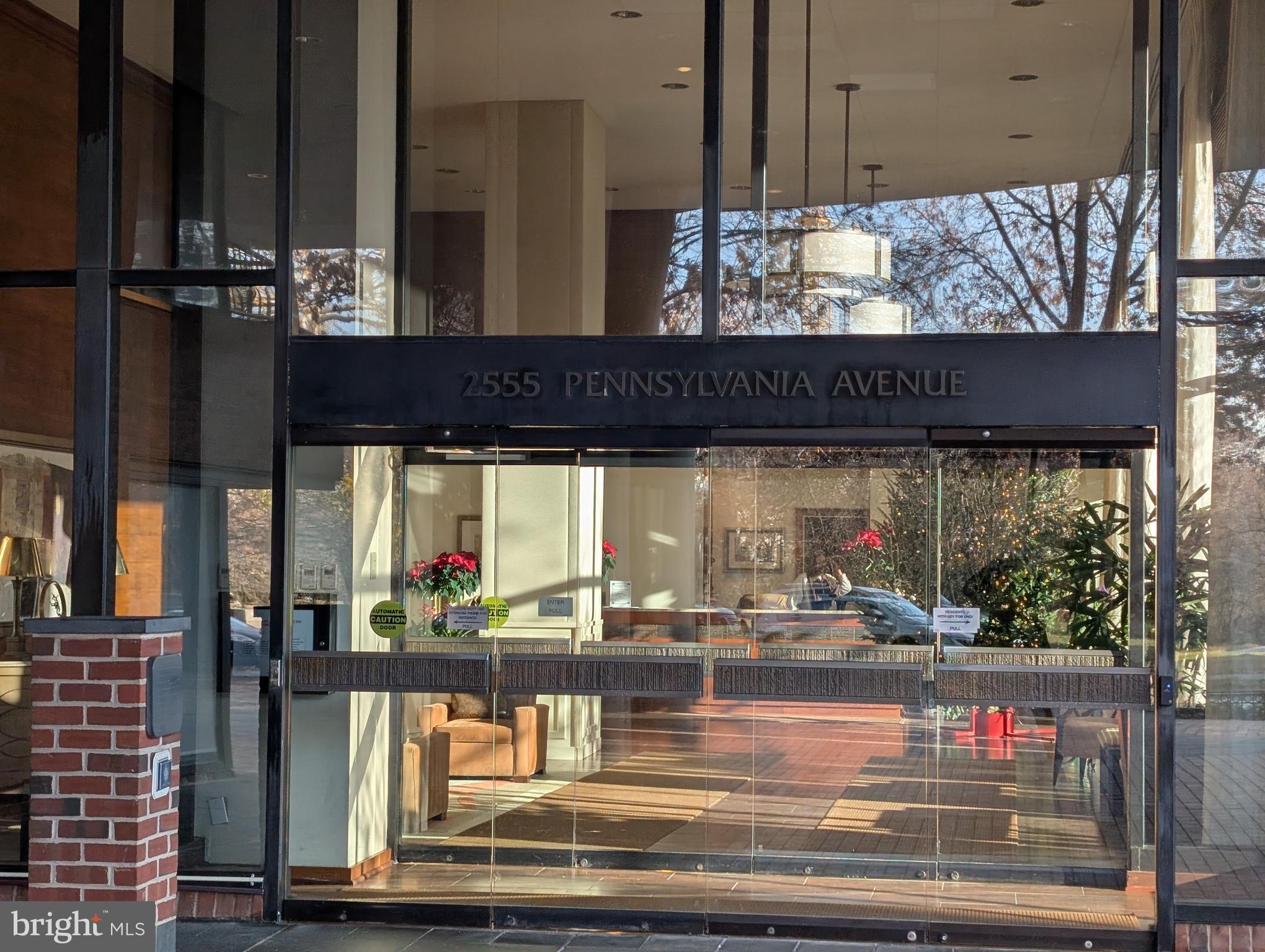 2555 PENNSYLVANIA AVENUE NW 408