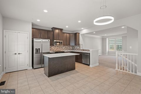 Tiny photo for 1272 Elderslie Lane #92, YORK, PA 17403 (MLS # PAYK2098816)