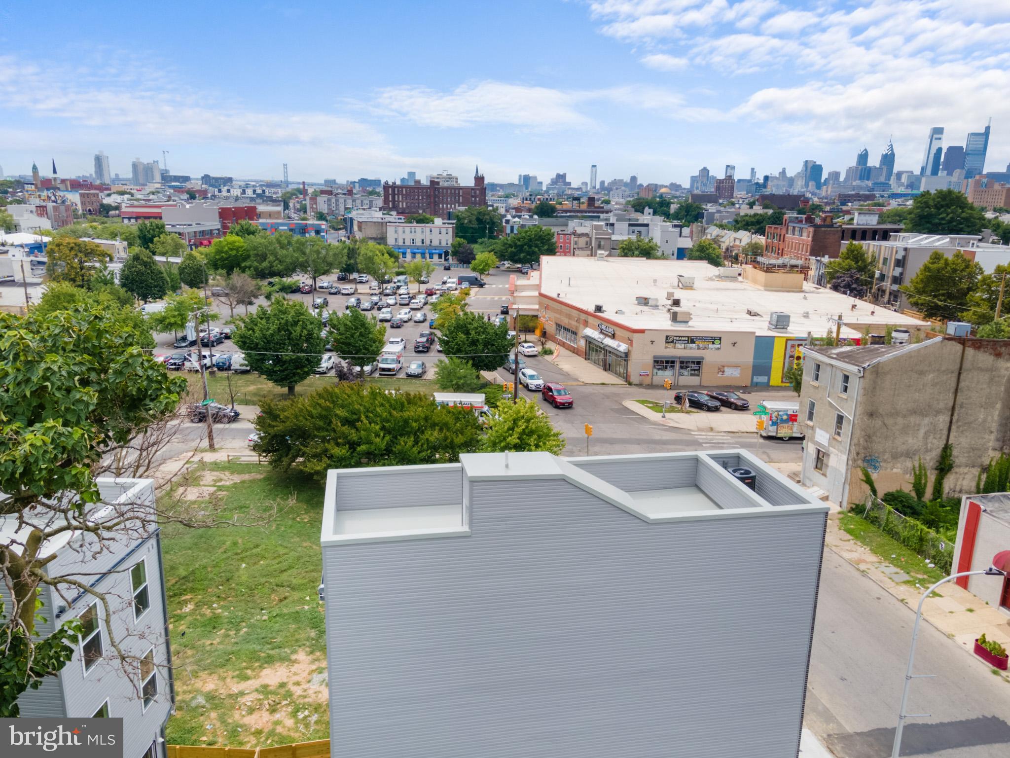 NORRIS SQUARE - Residential Income