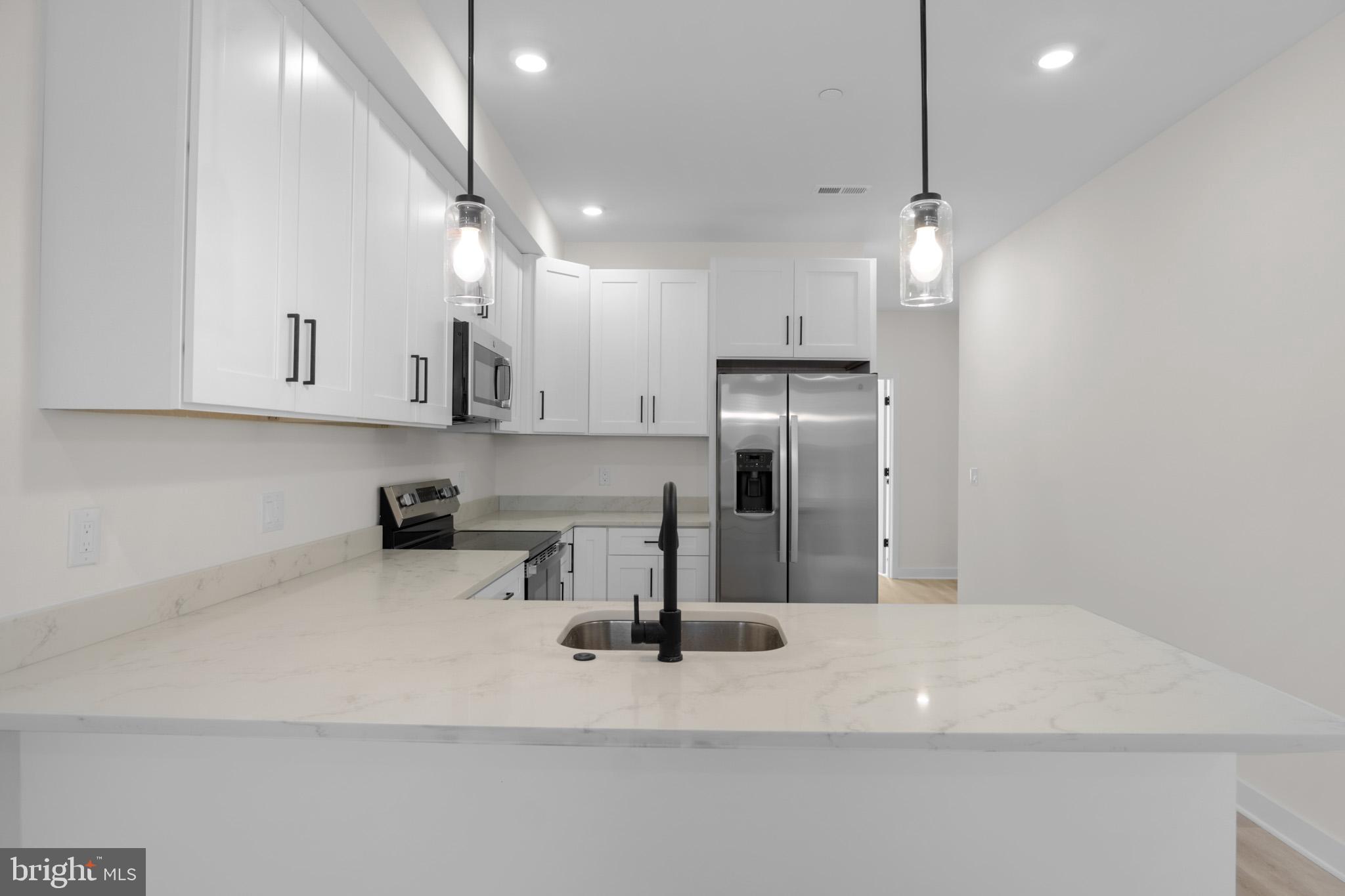 NORRIS SQUARE - Residential Income