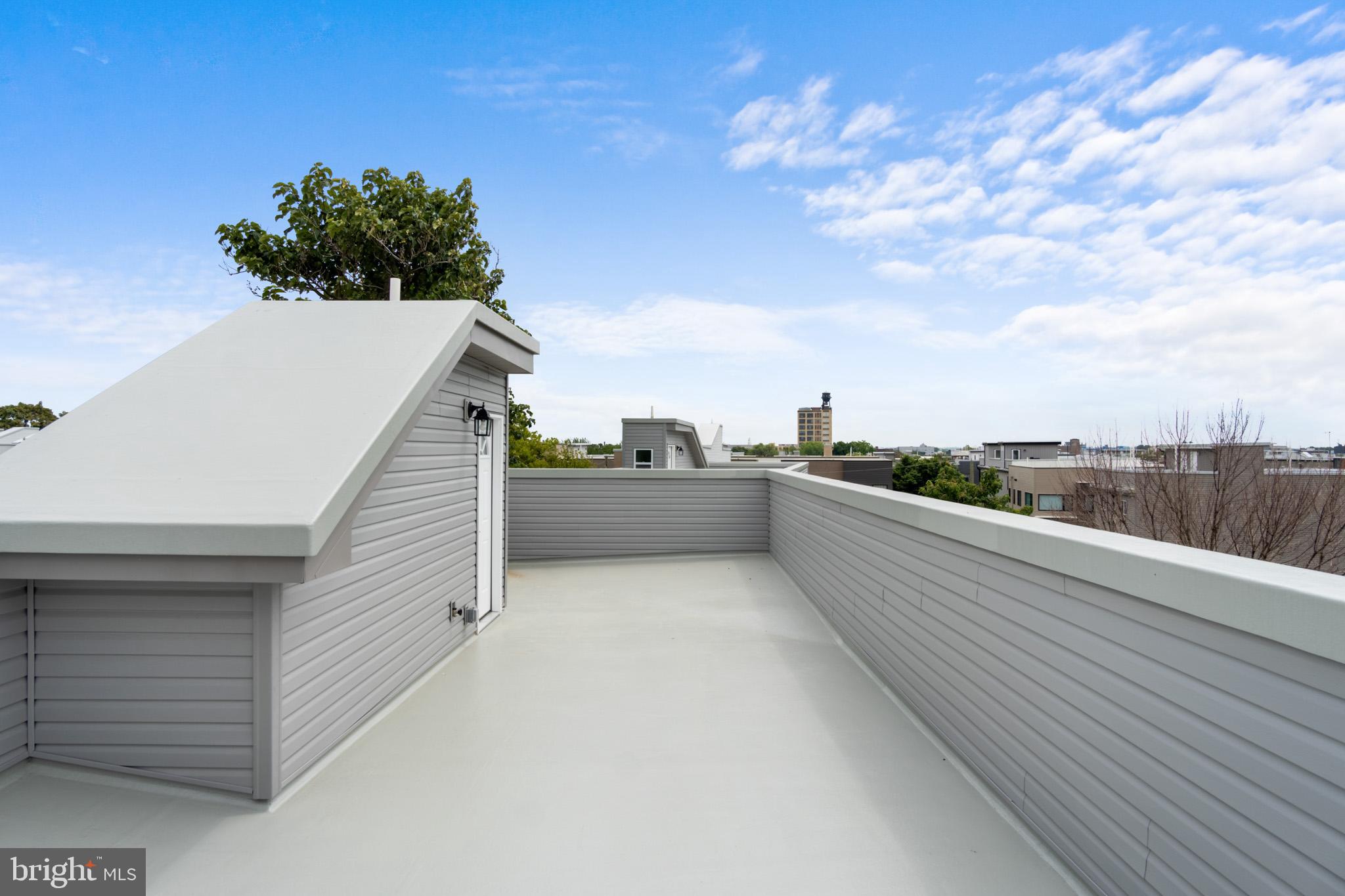 NORRIS SQUARE - Residential Income