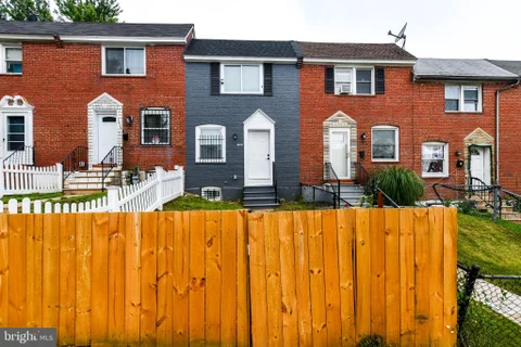 3826 10th Street, Baltimore, MD 21225 - #: MDBA2219688