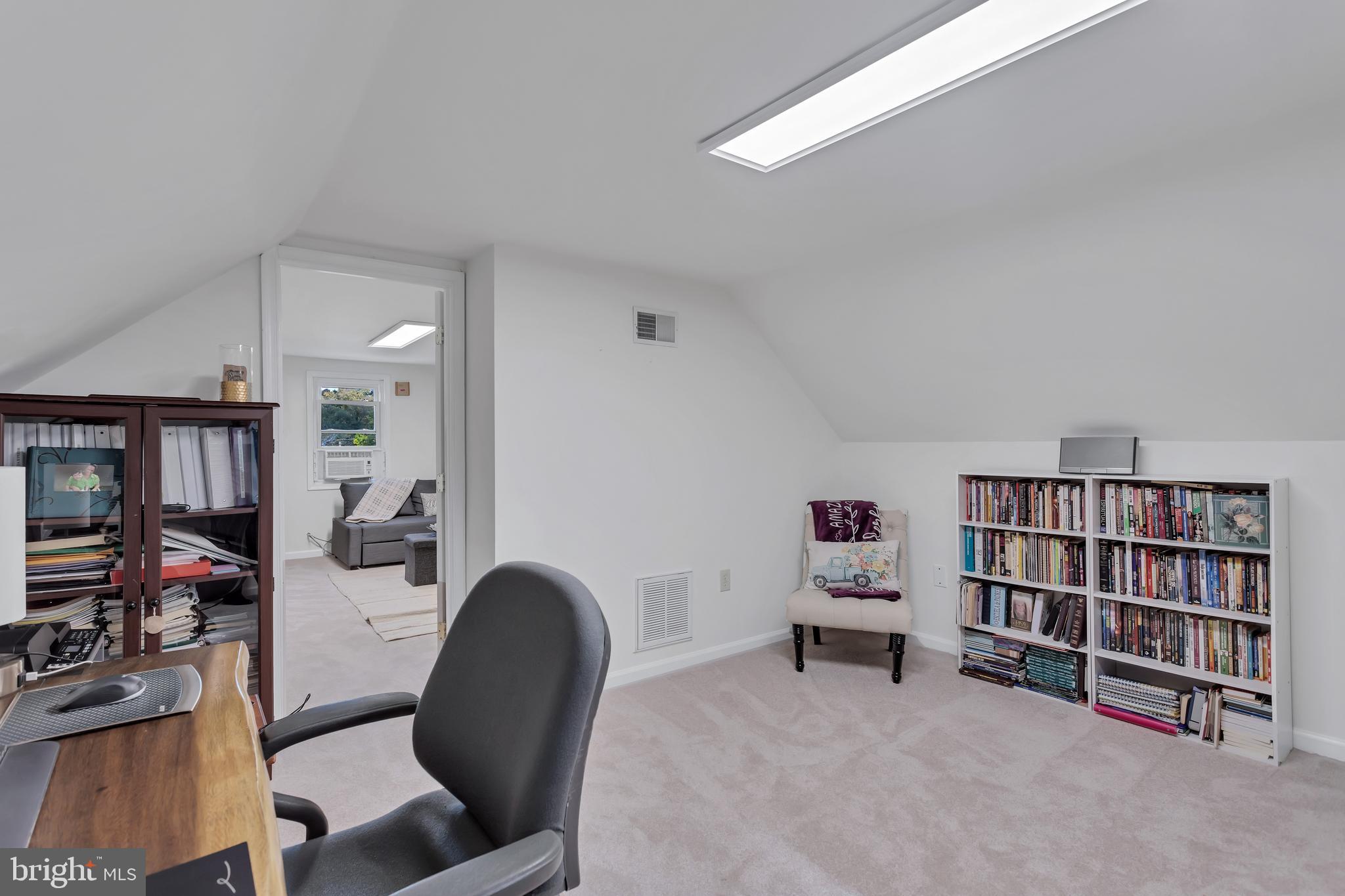 GROVETON HEIGHTS - Residential