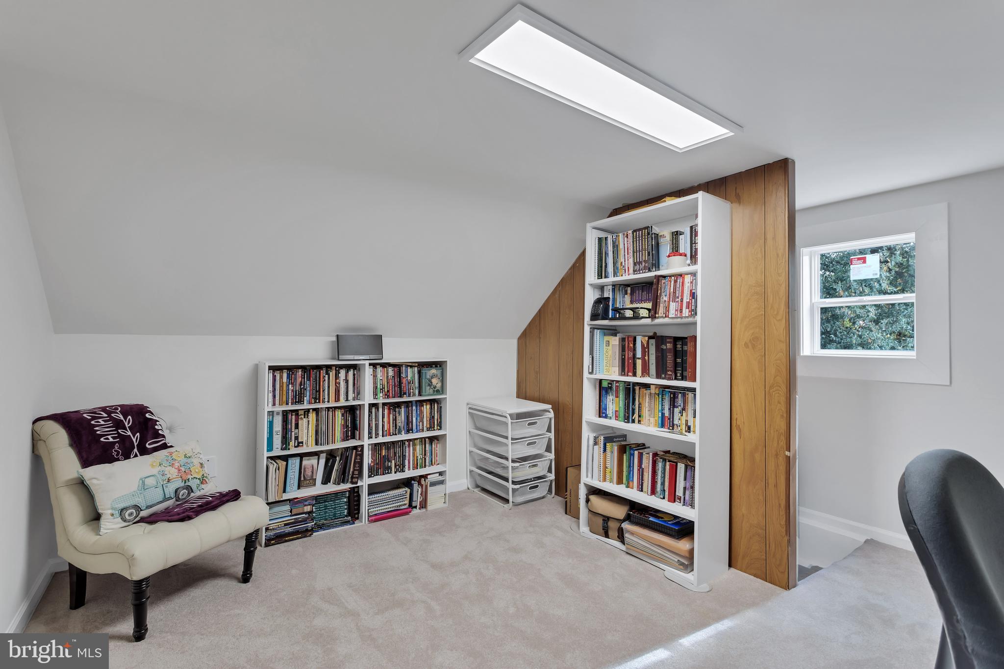 GROVETON HEIGHTS - Residential