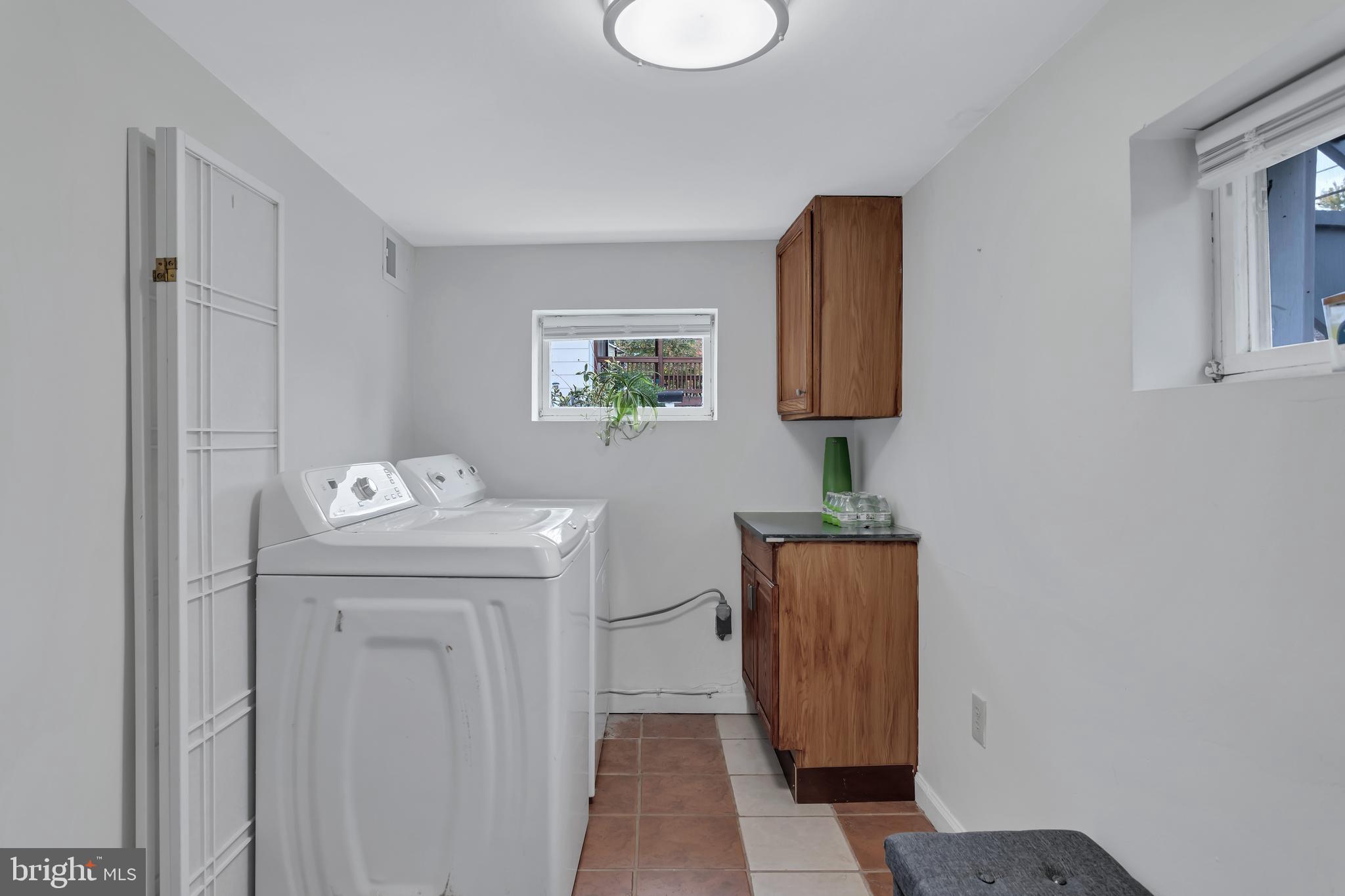 GROVETON HEIGHTS - Residential