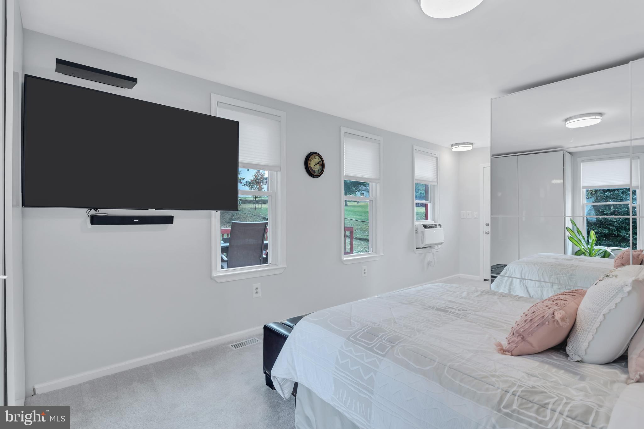 GROVETON HEIGHTS - Residential