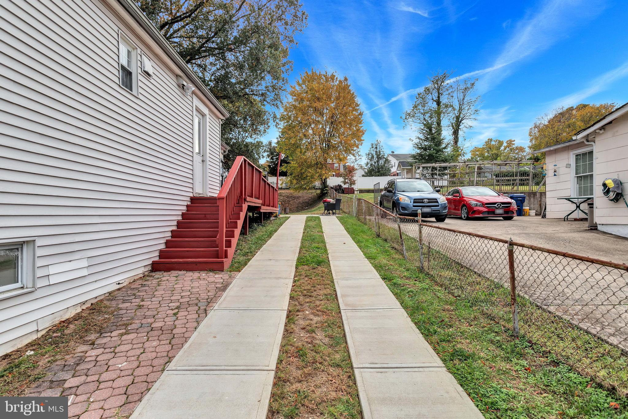 GROVETON HEIGHTS - Residential