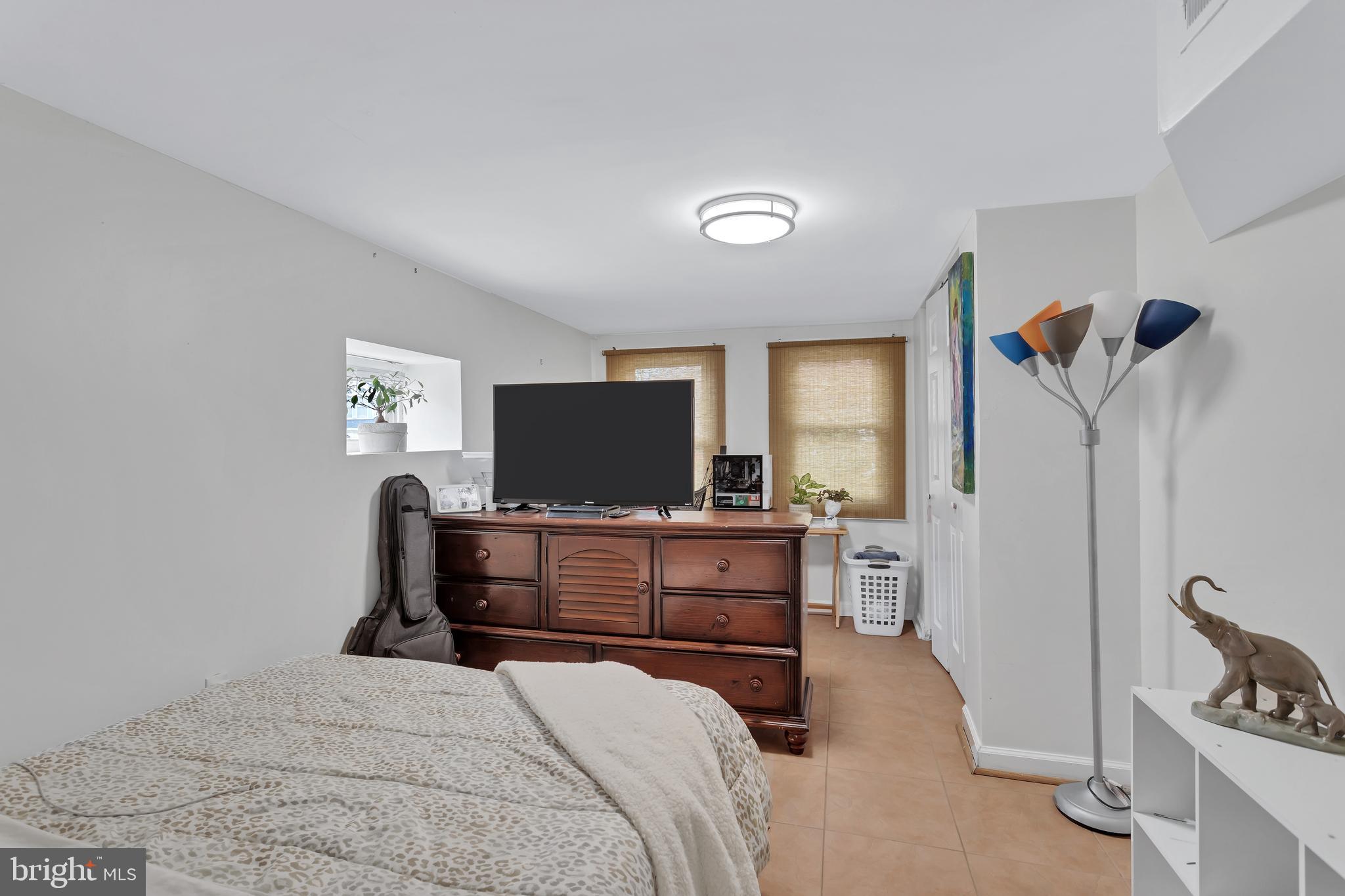 GROVETON HEIGHTS - Residential