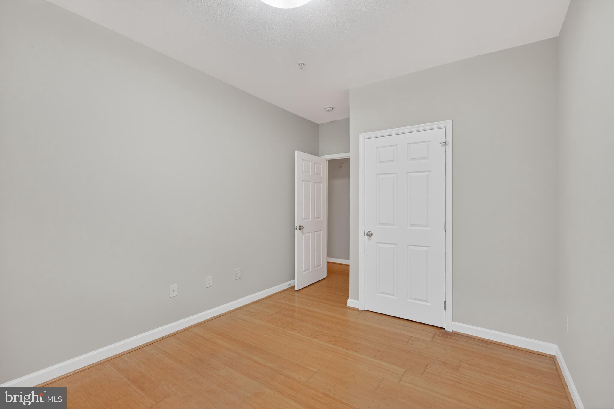 FITZ AT ROCKVILLE TOWN C - Residential