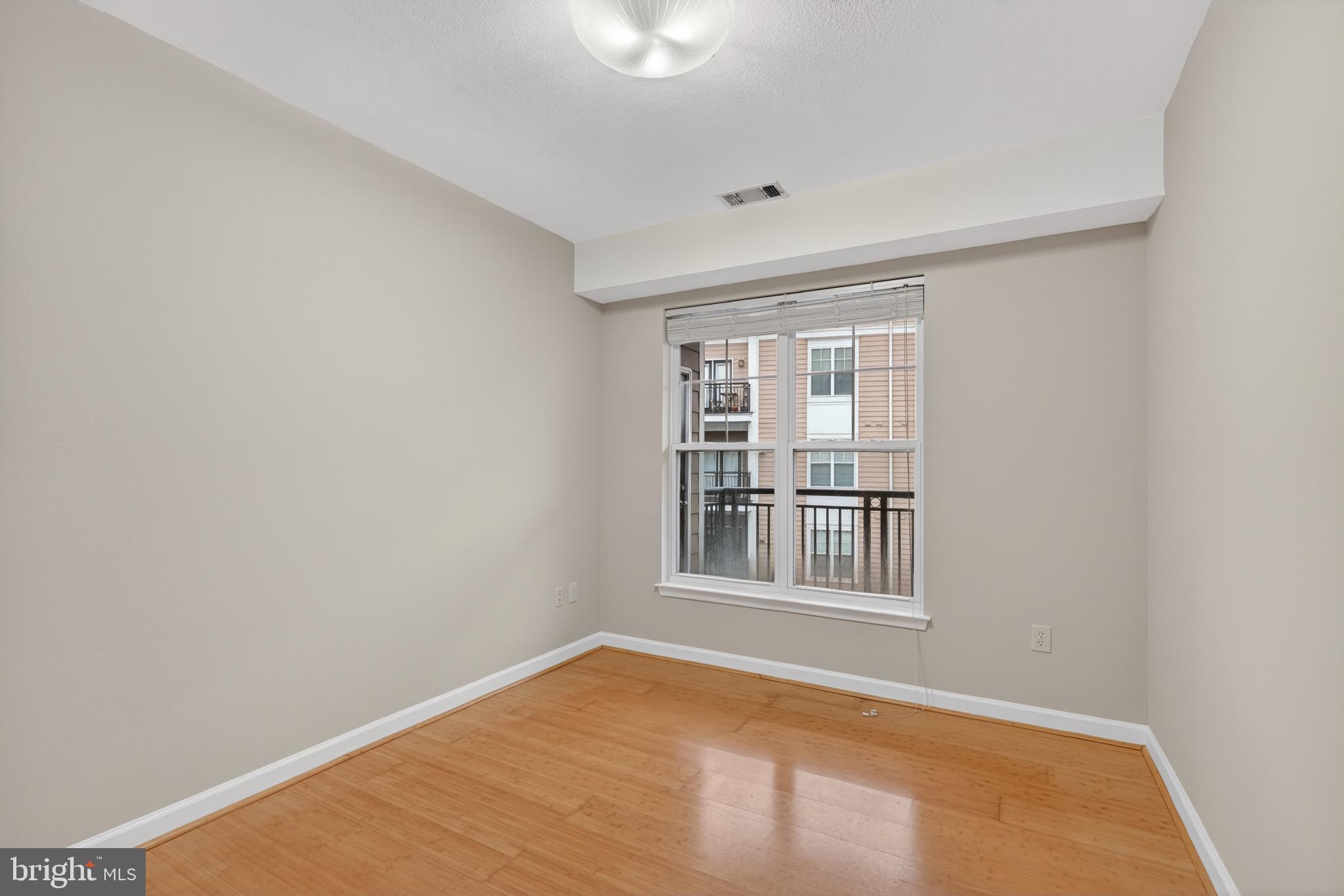 FITZ AT ROCKVILLE TOWN C - Residential