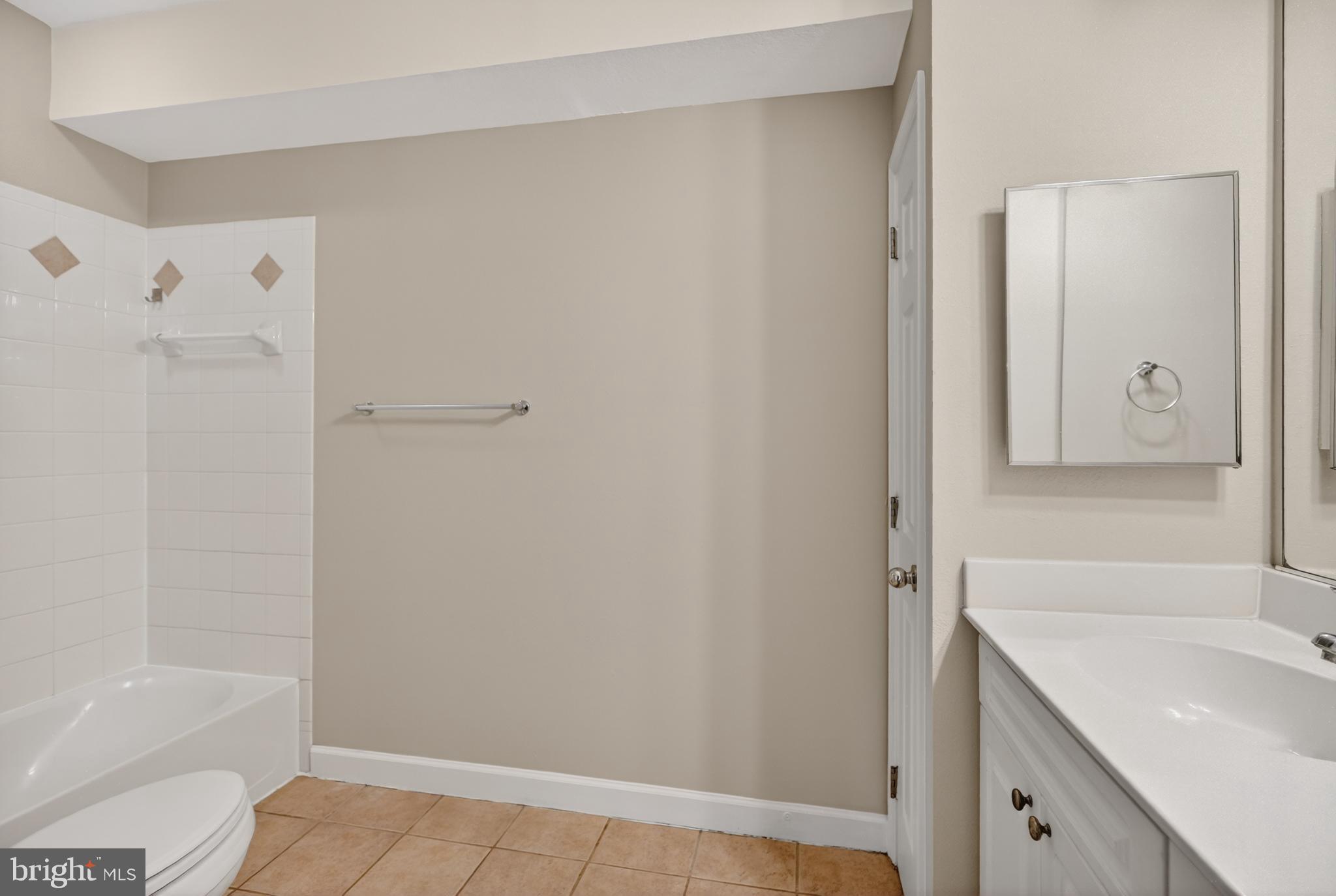 FITZ AT ROCKVILLE TOWN C - Residential