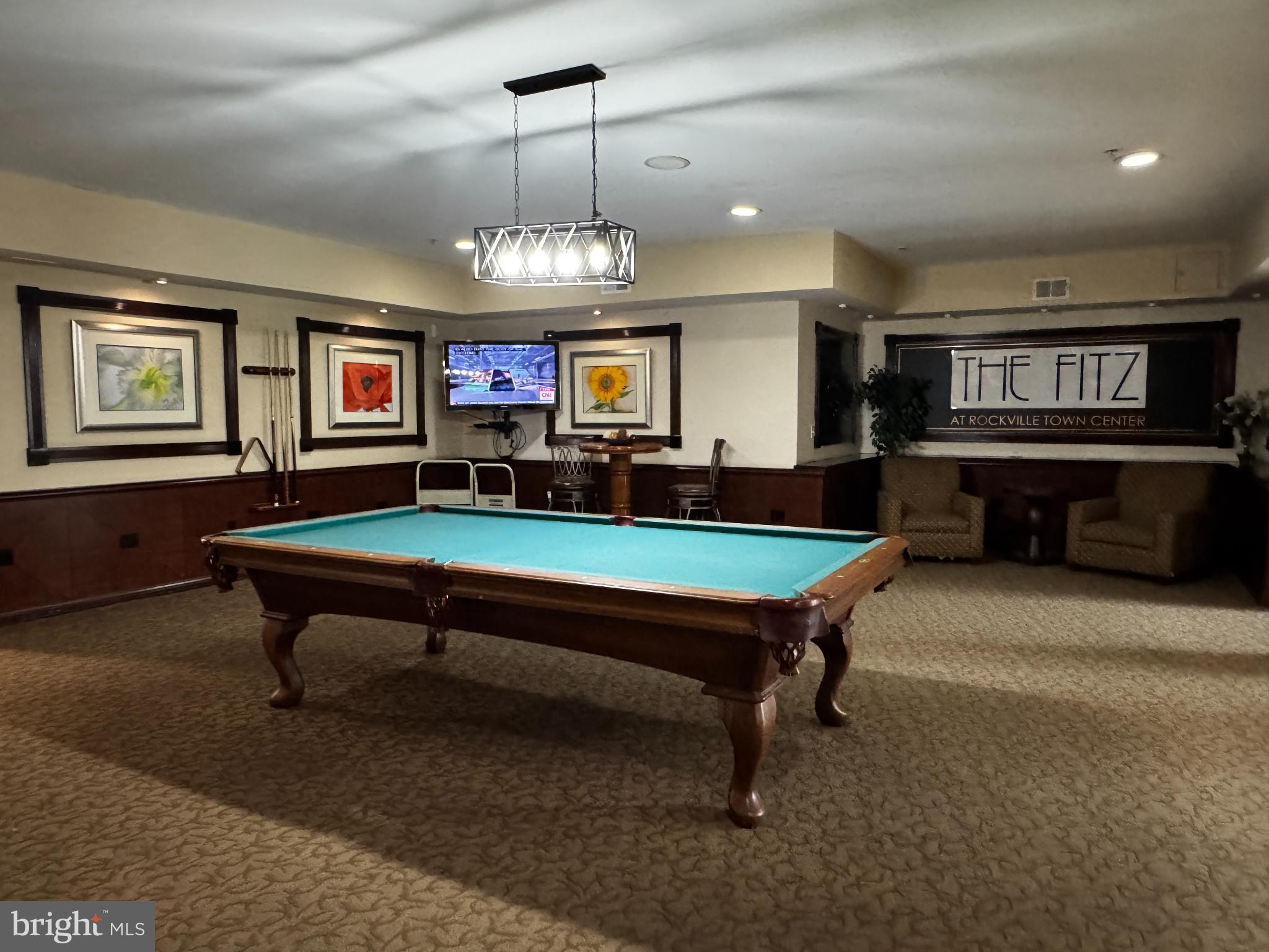 FITZ AT ROCKVILLE TOWN C - Residential
