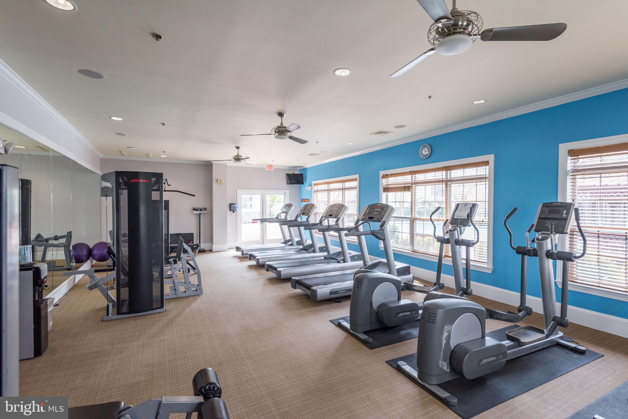 STRATFORD CLUB - Residential