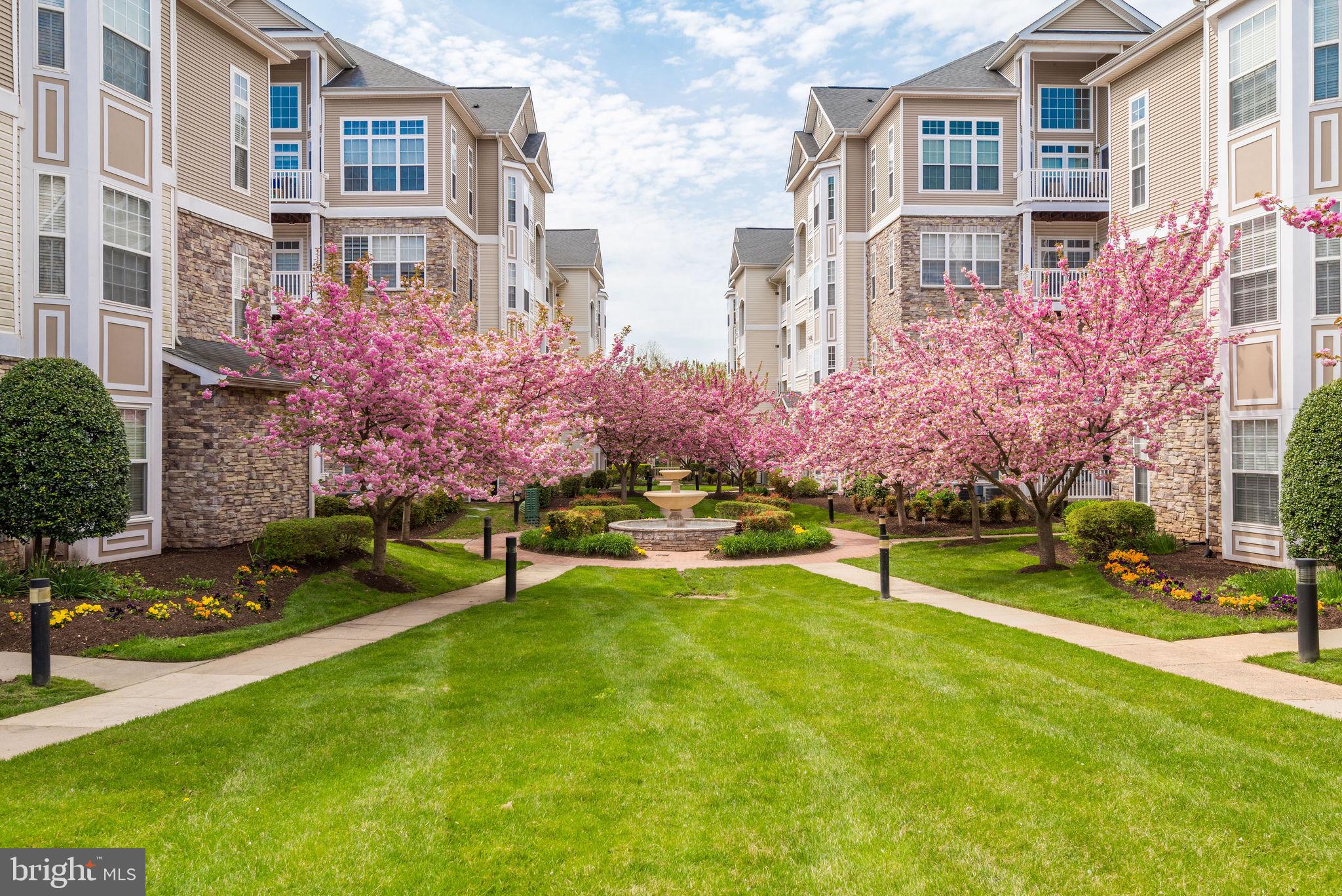 STRATFORD CLUB - Residential