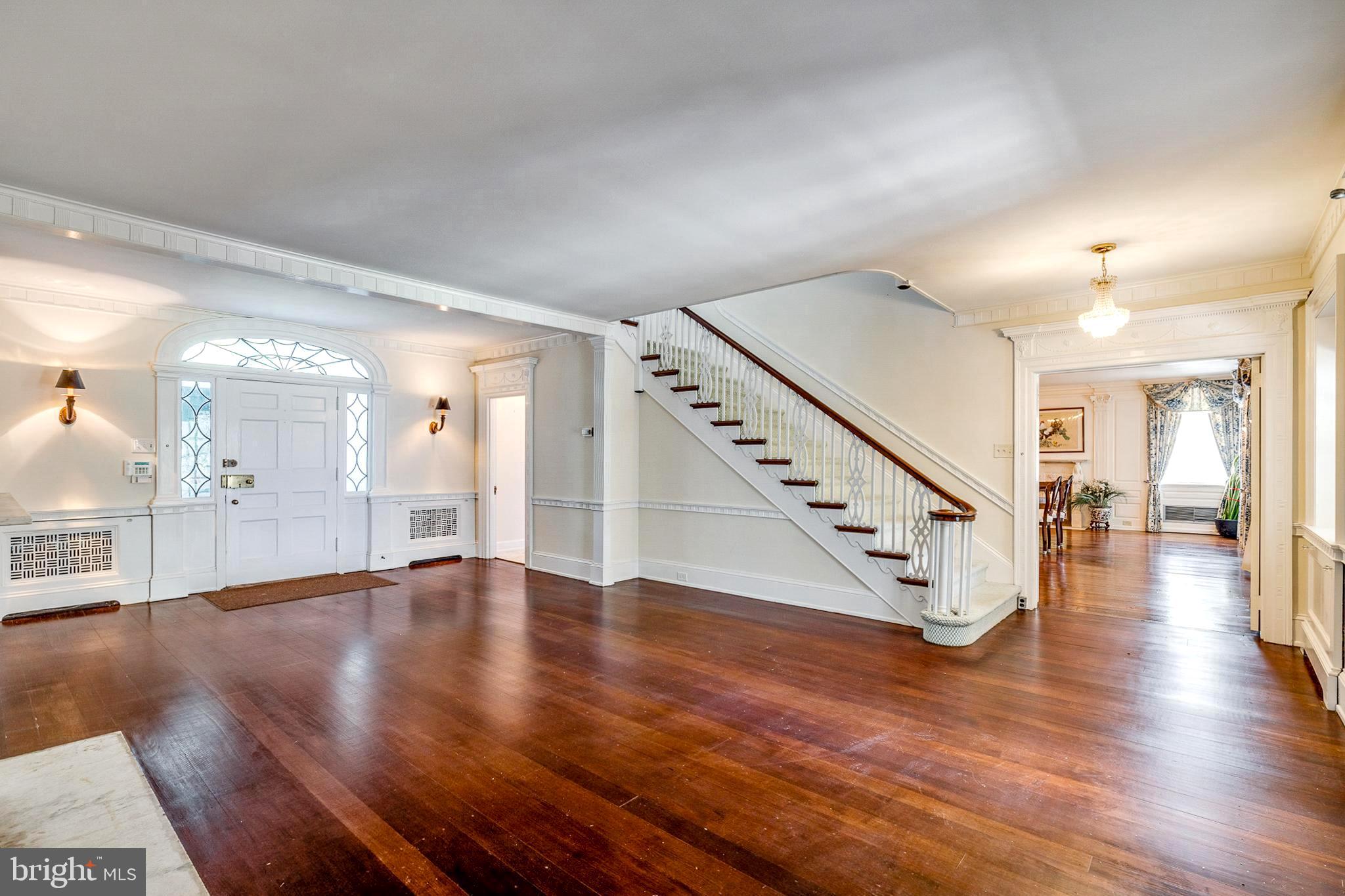 INDIAN CREEK - Residential