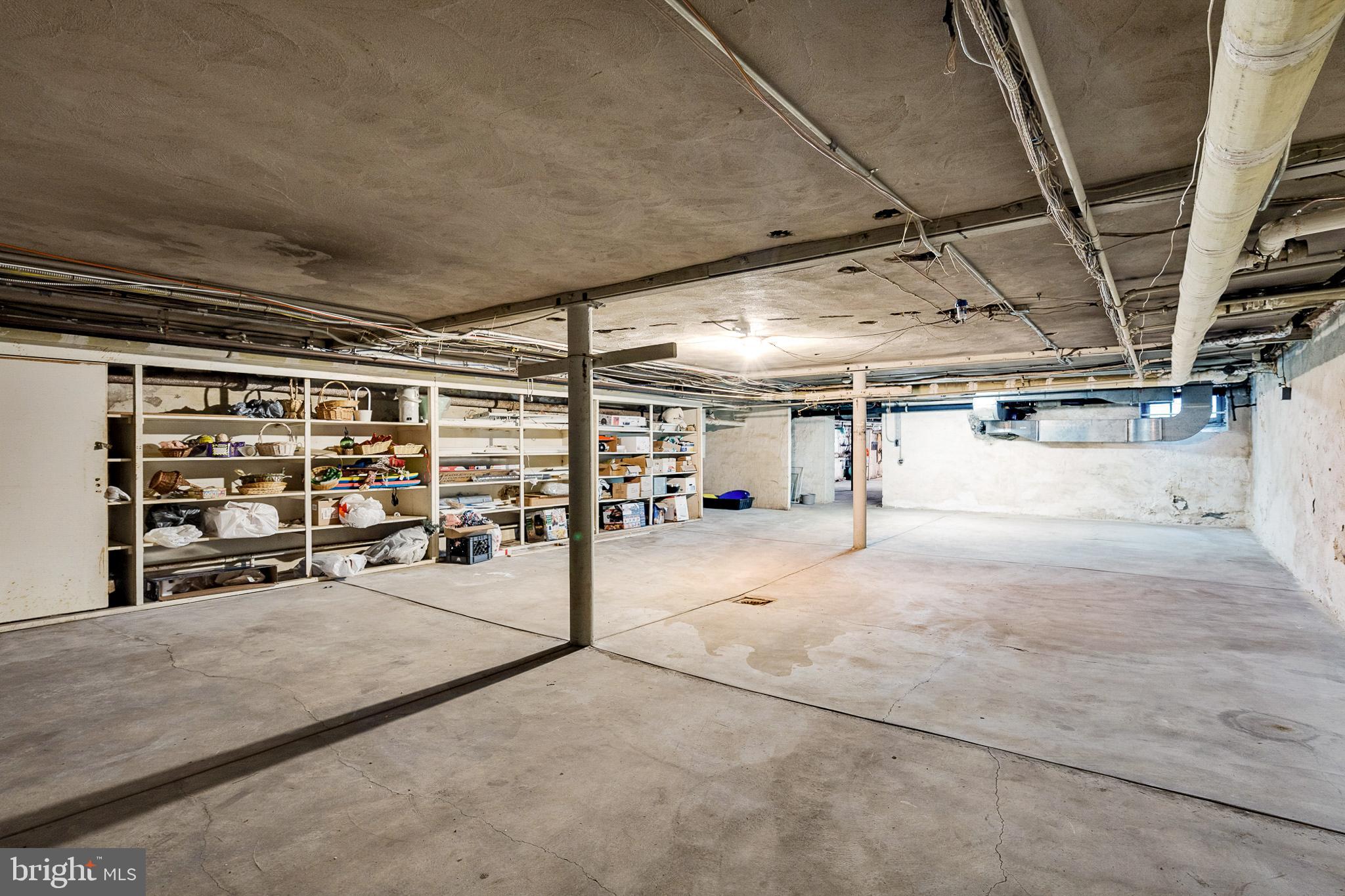 INDIAN CREEK - Residential