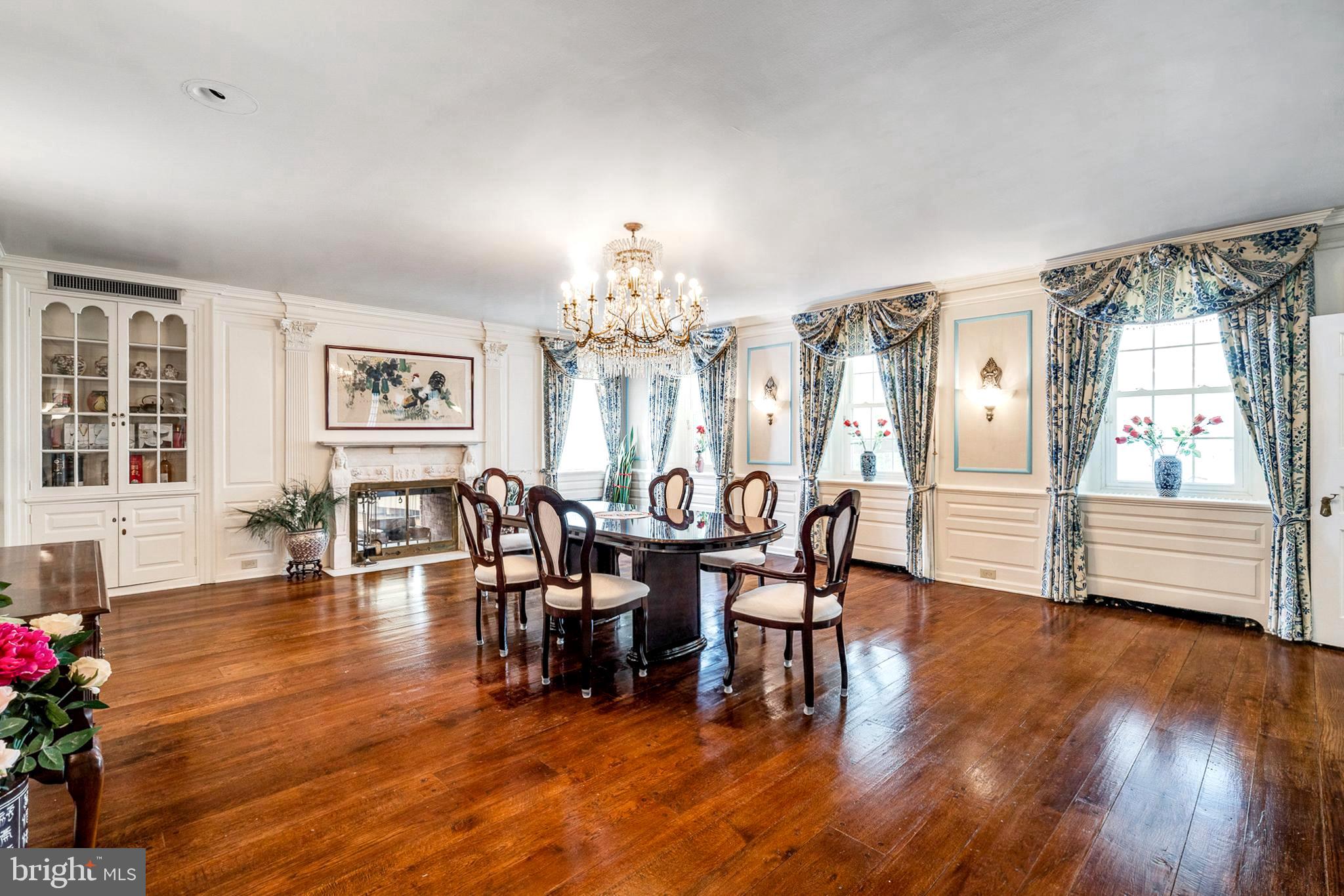 INDIAN CREEK - Residential