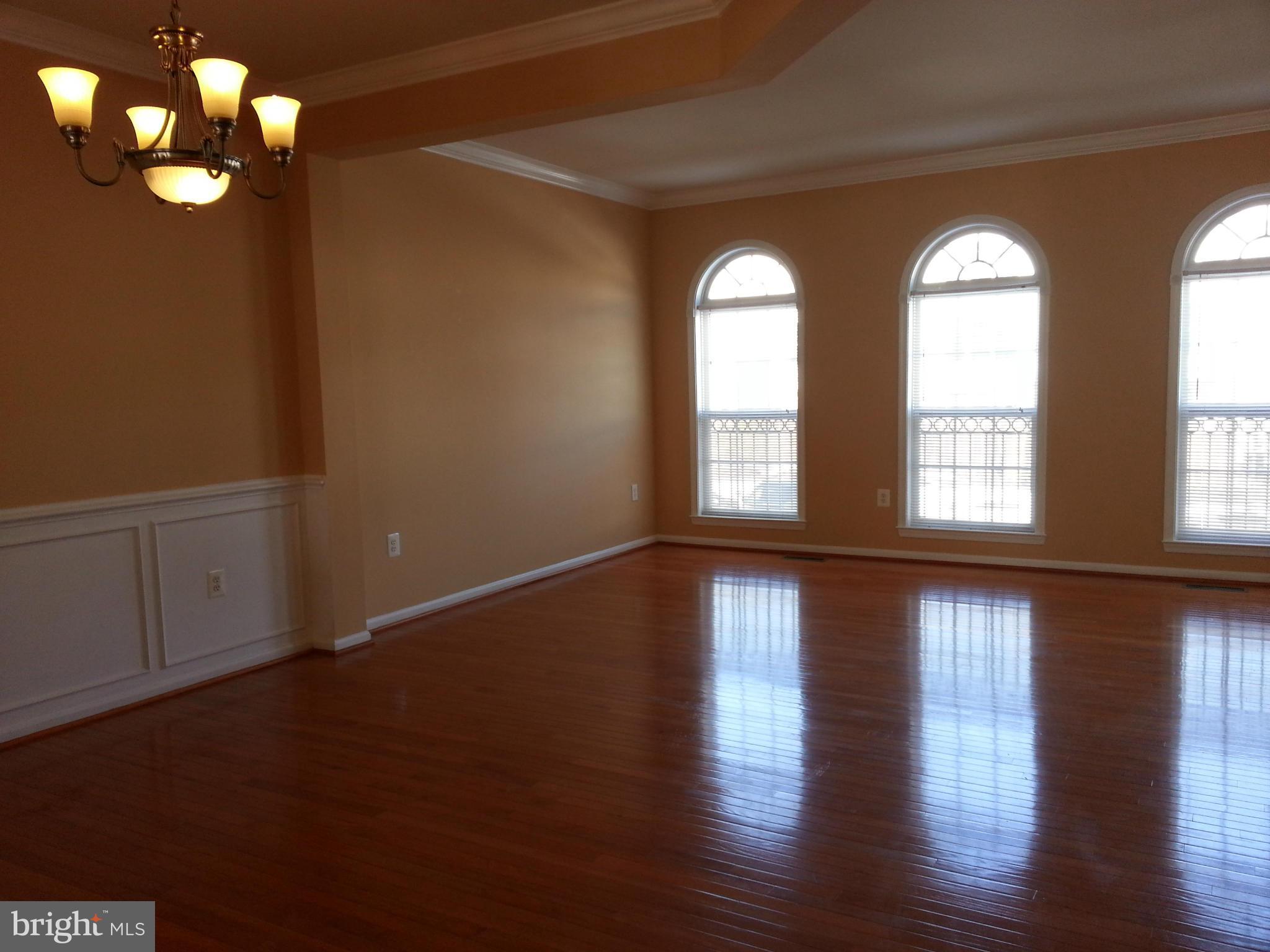 SULLY MANOR - Residential Lease