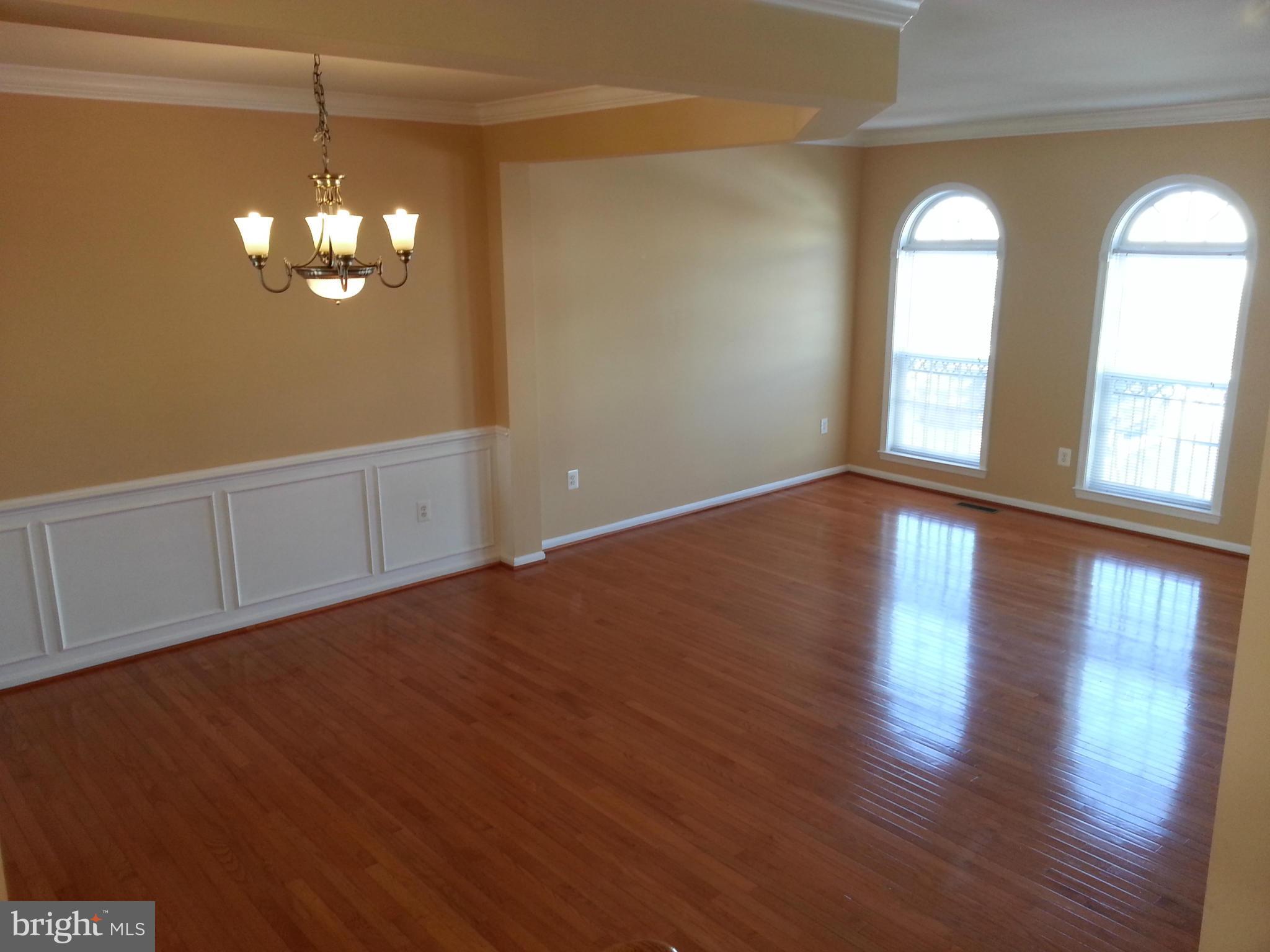 SULLY MANOR - Residential Lease